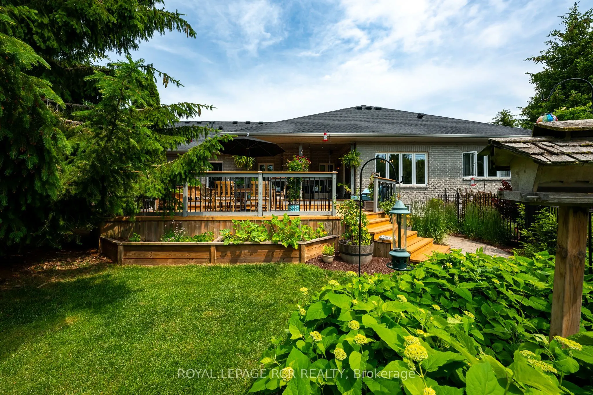 6 Brookhaven Crescent