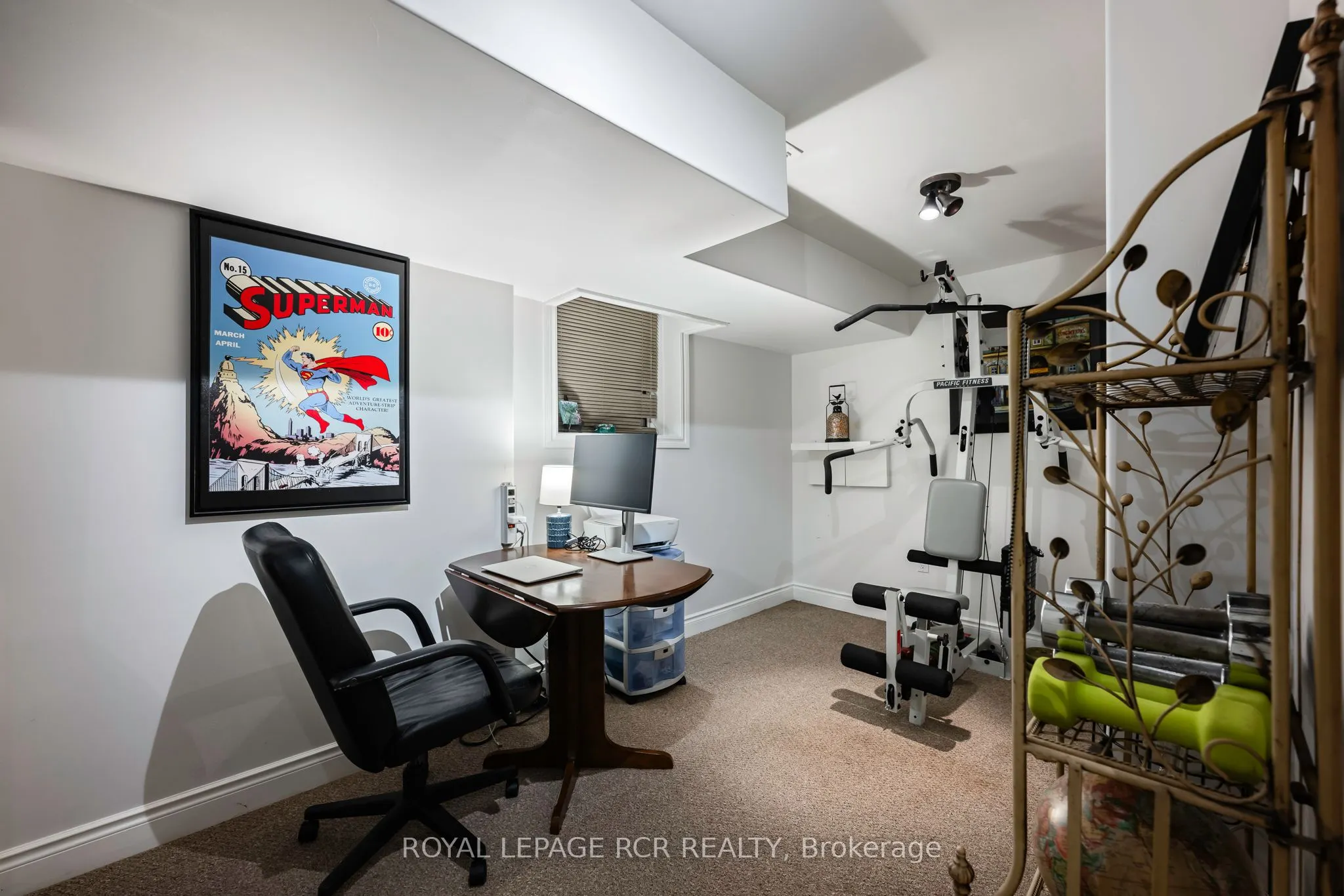 6 Brookhaven Crescent
