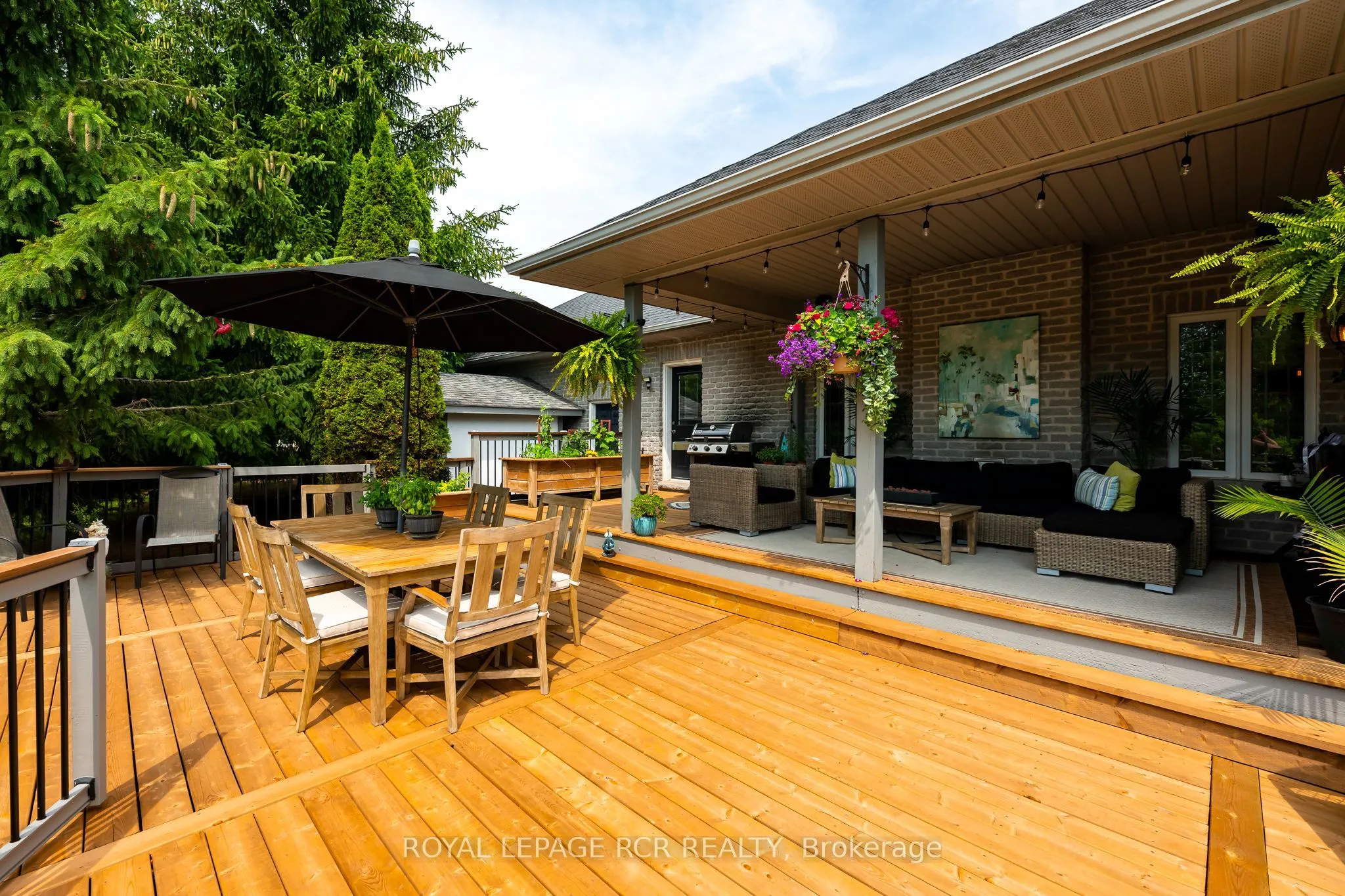 6 Brookhaven Crescent