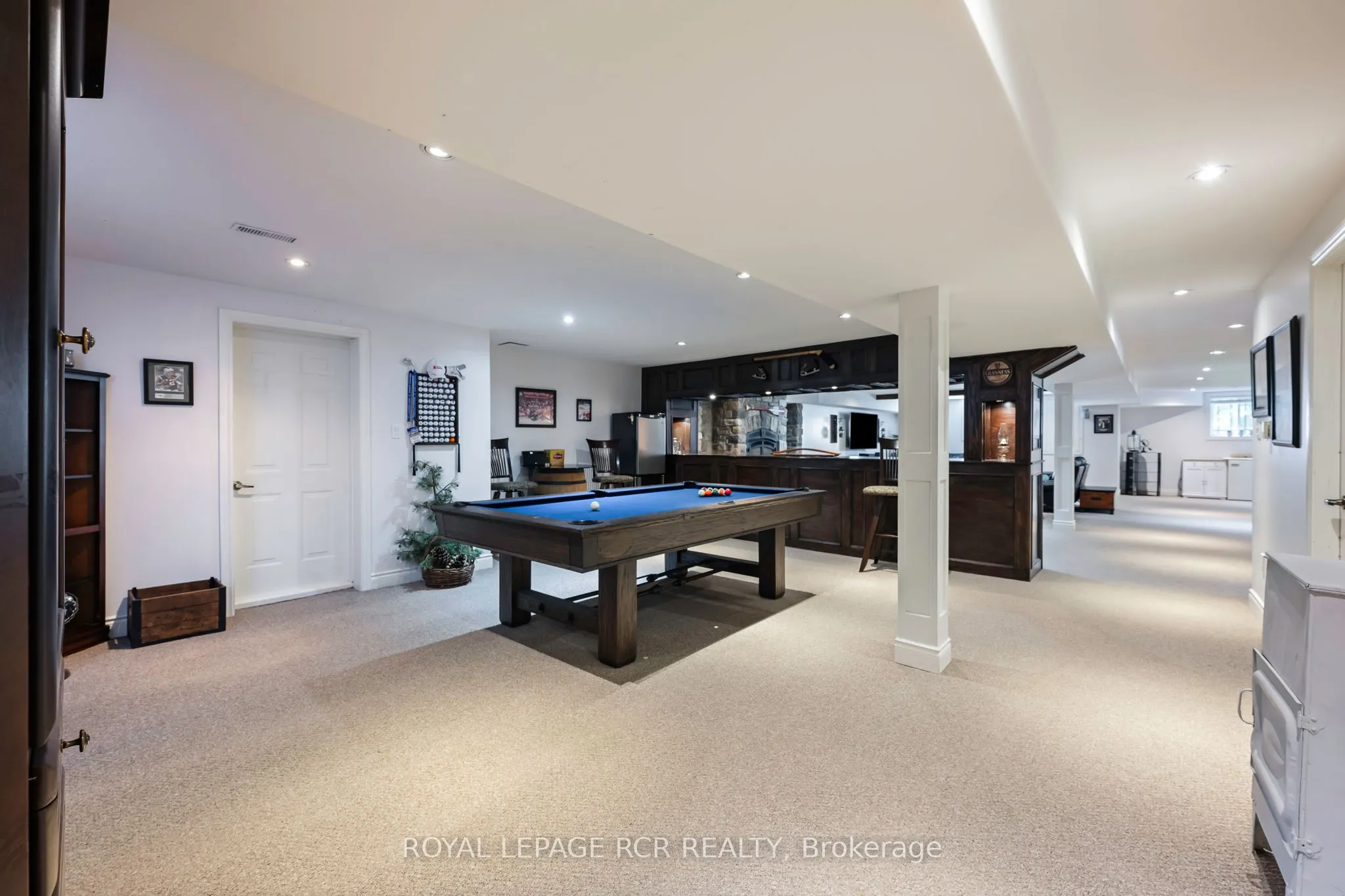 6 Brookhaven Crescent
