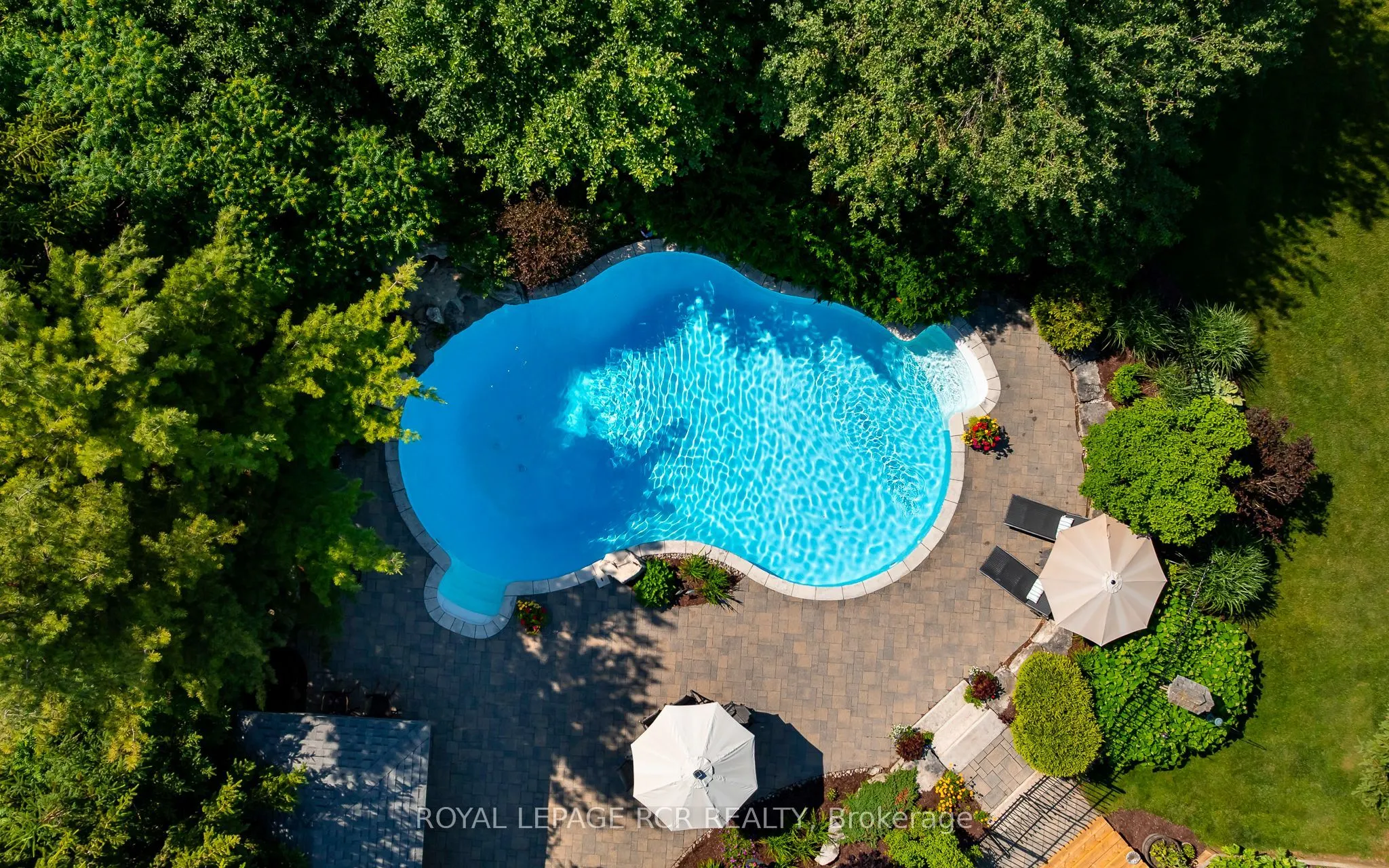 6 Brookhaven Crescent