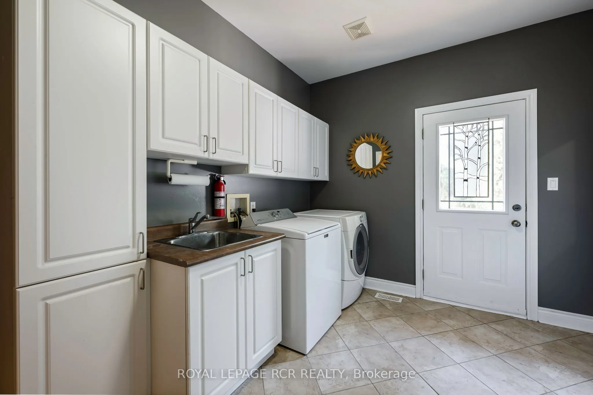 6 Brookhaven Crescent