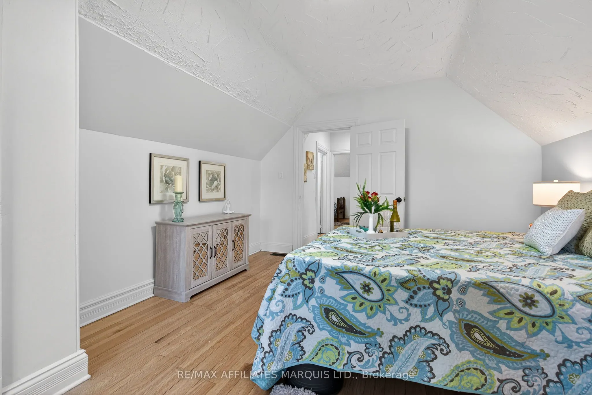 326 Third Street E