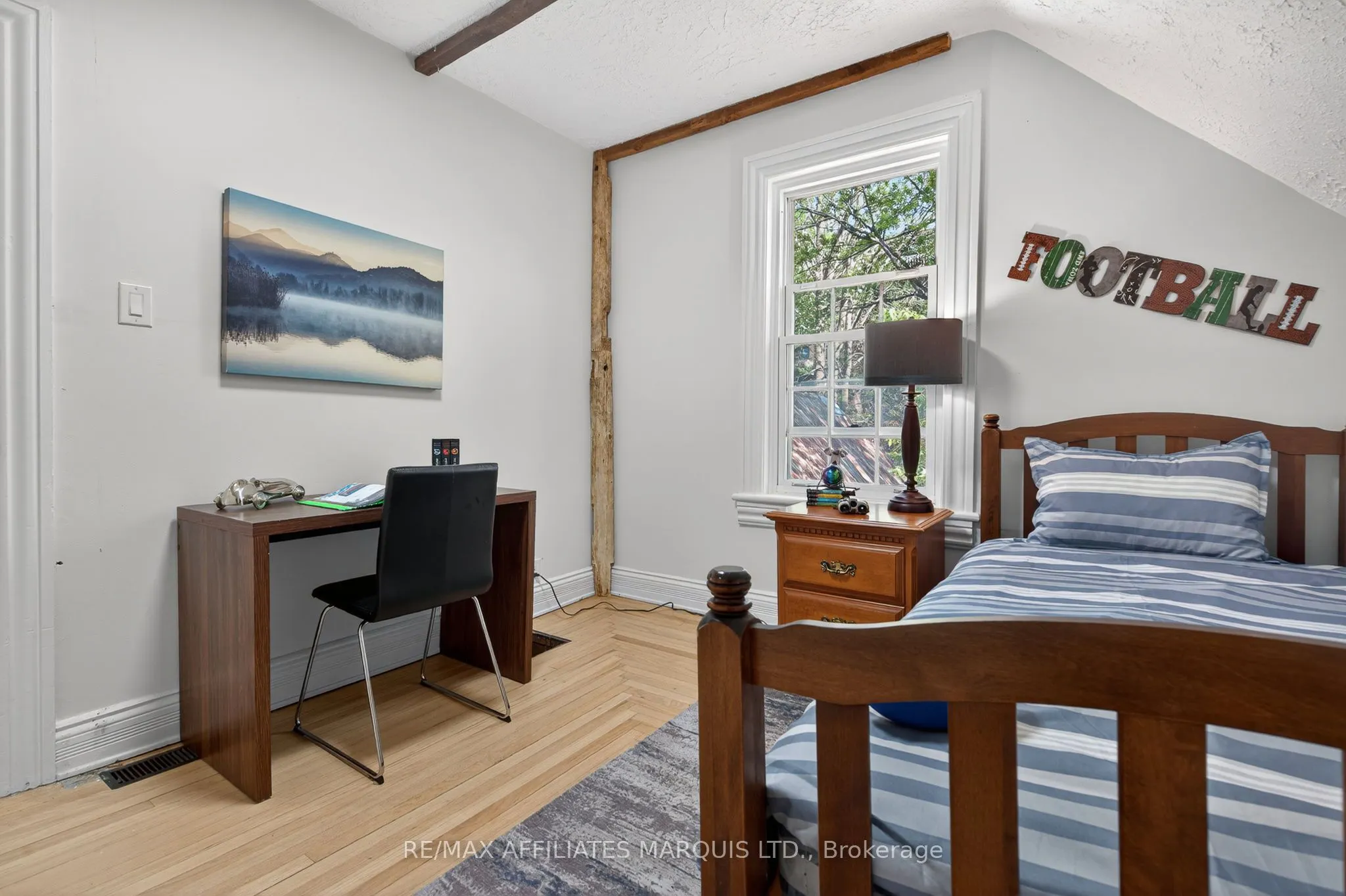 326 Third Street E