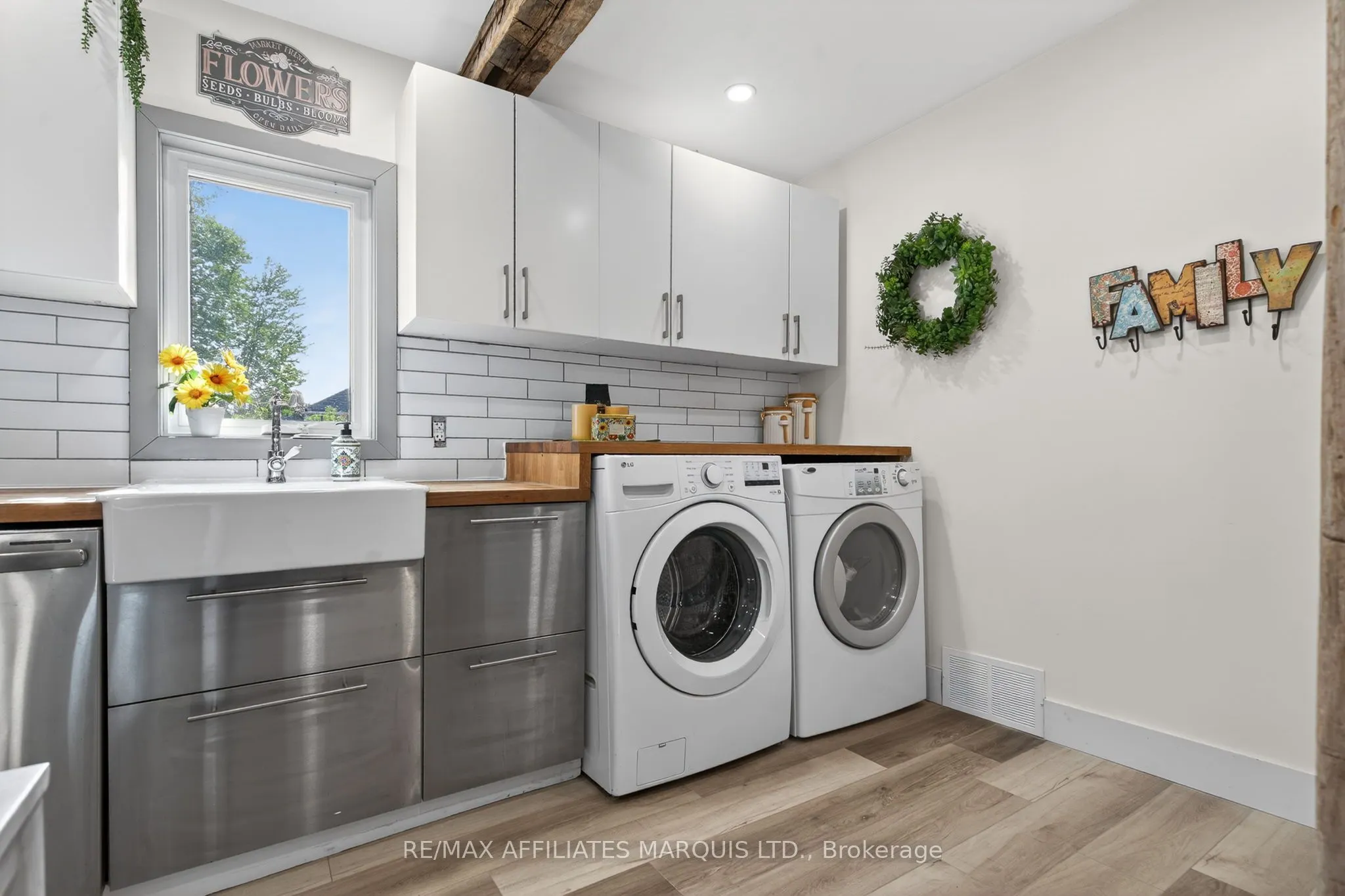 326 Third Street E