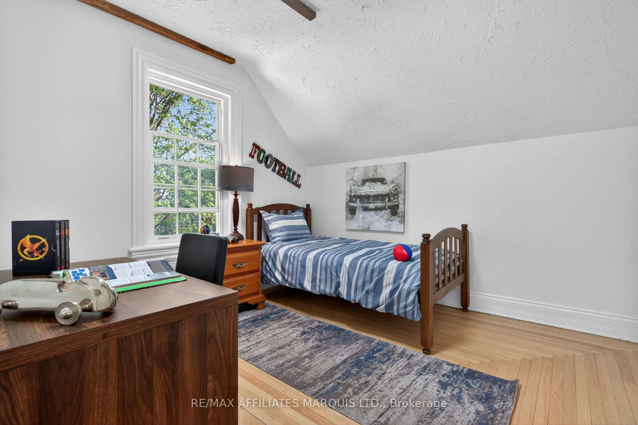 326 Third Street E