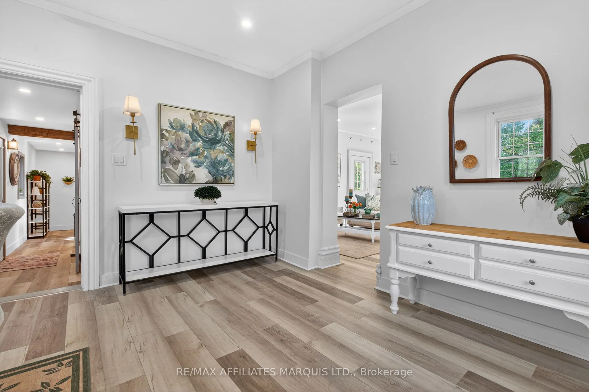 326 Third Street E