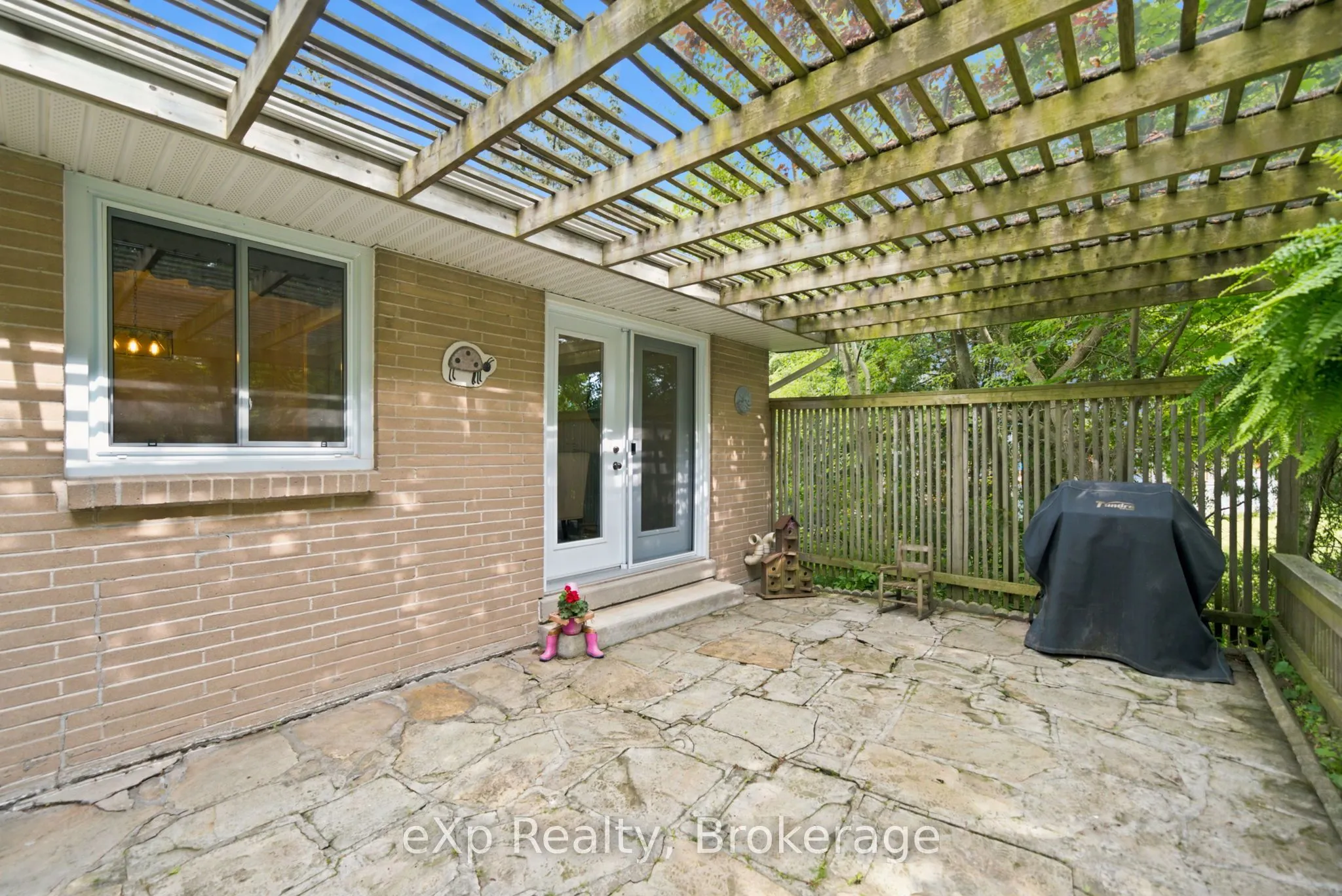 4 Mitchell Street