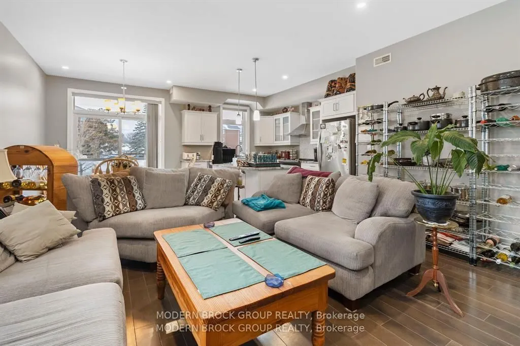 1109 Millwood Avenue #103