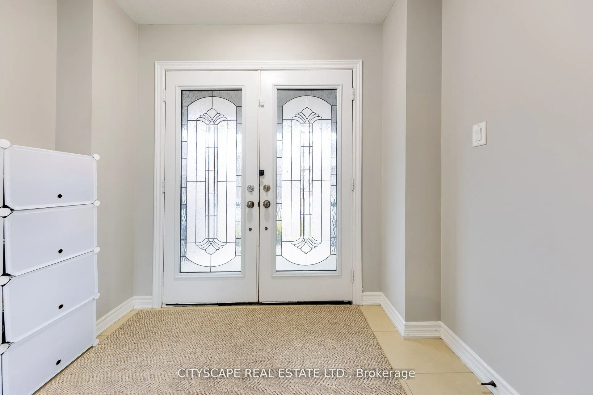 121 Crafter Crescent