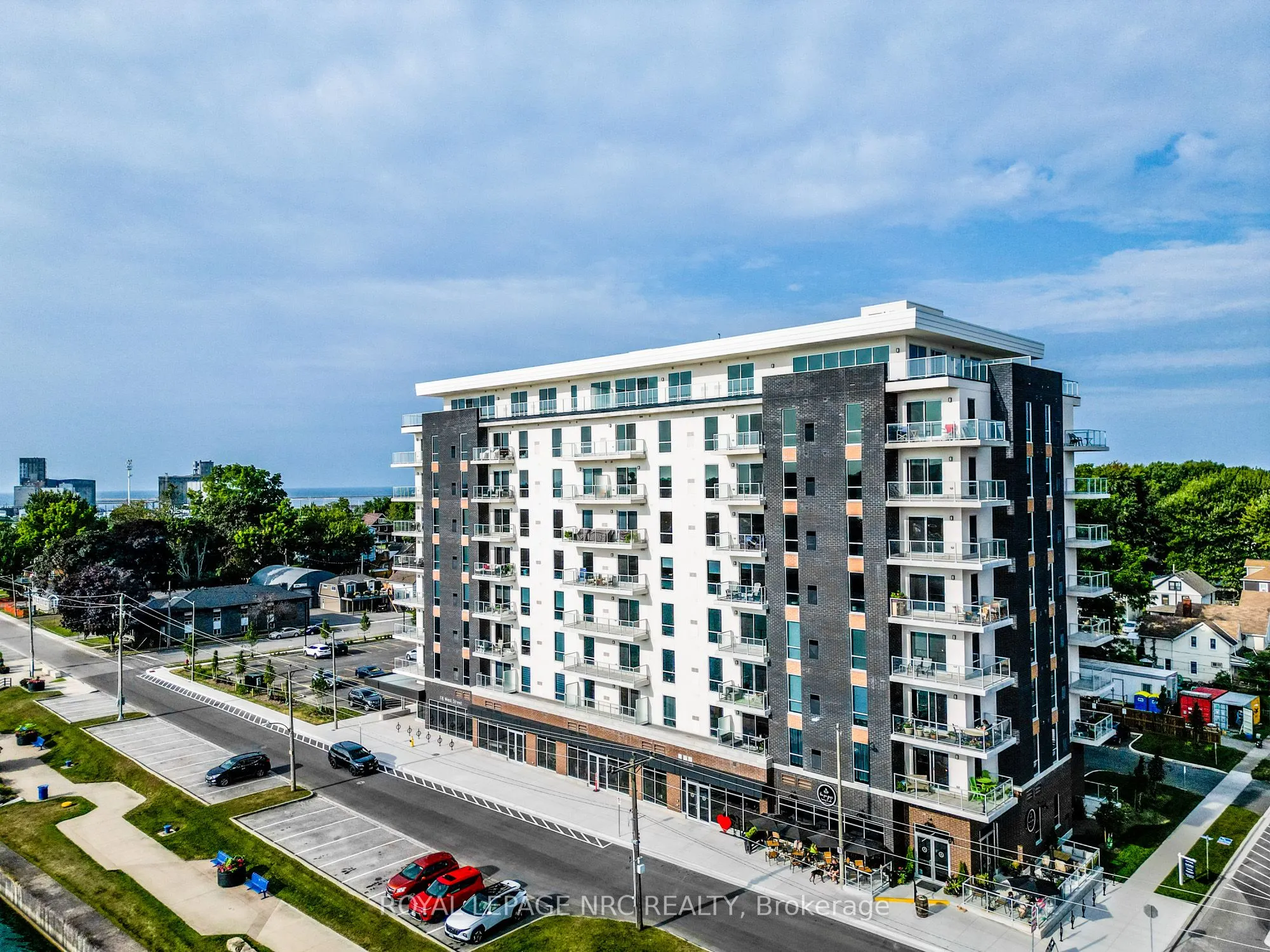 118 West Street #204