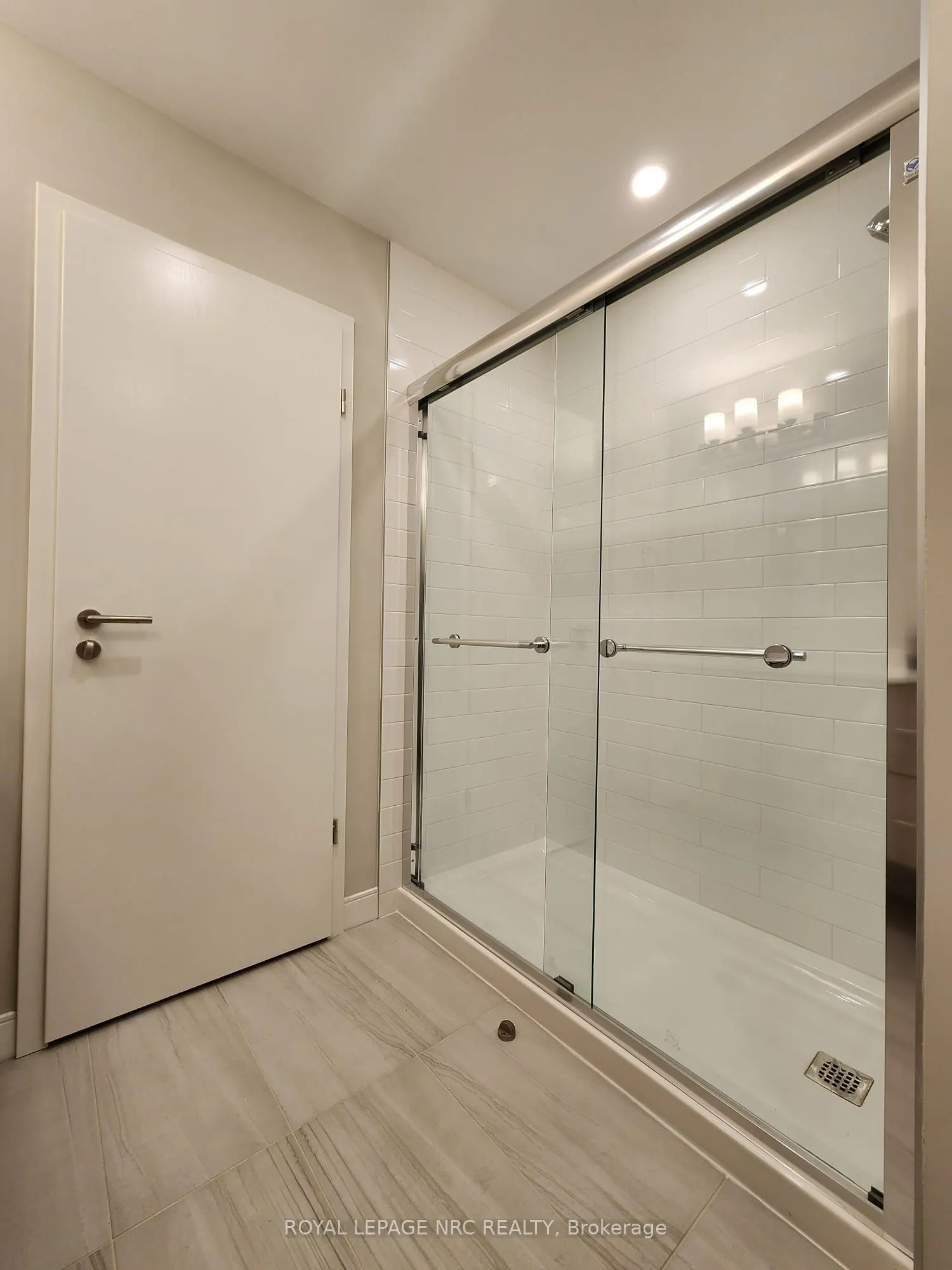118 West Street #204