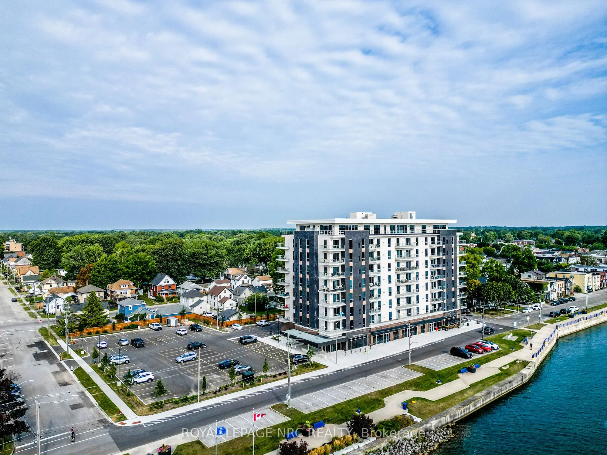 118 West Street #204