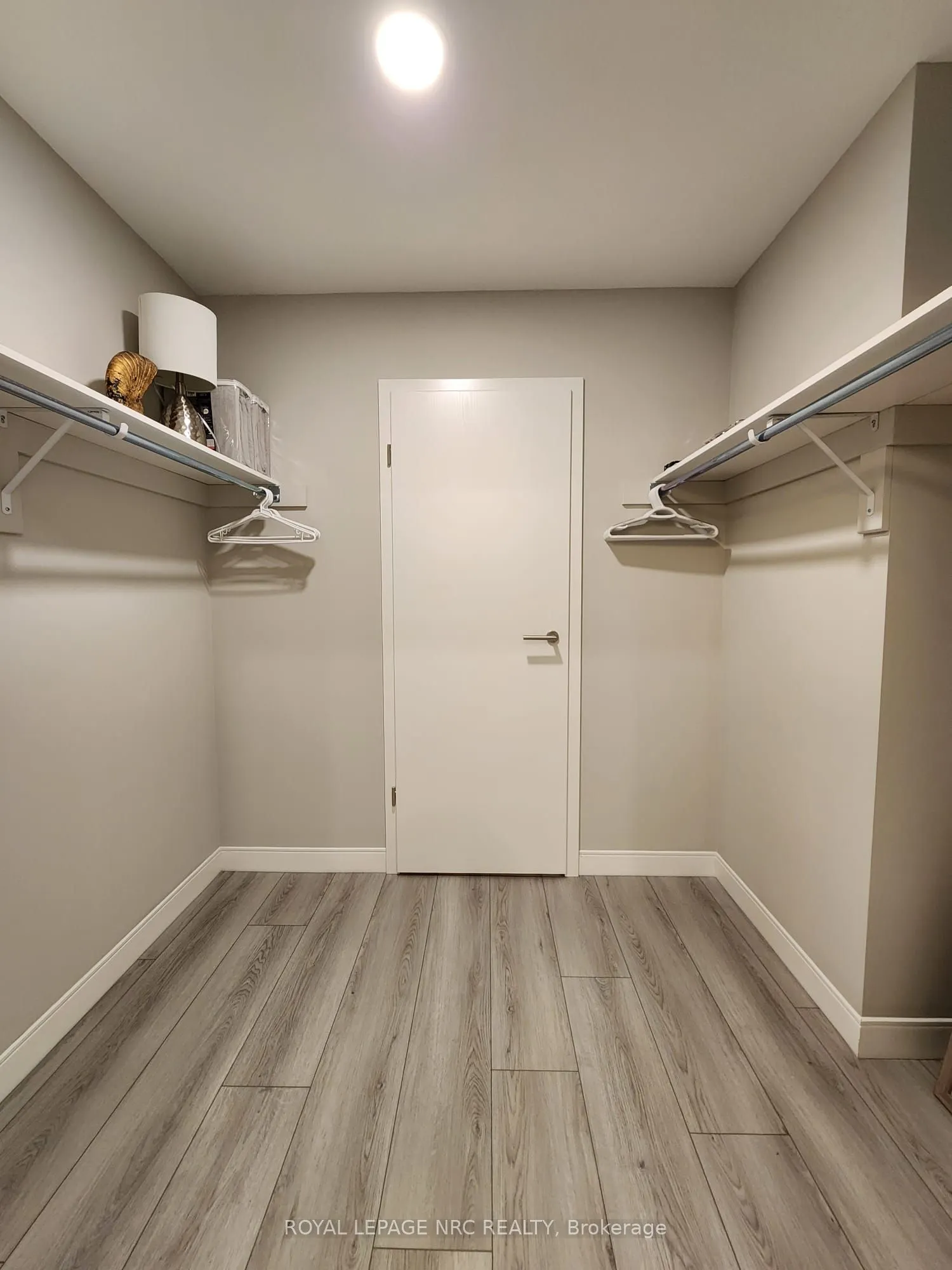118 West Street #204