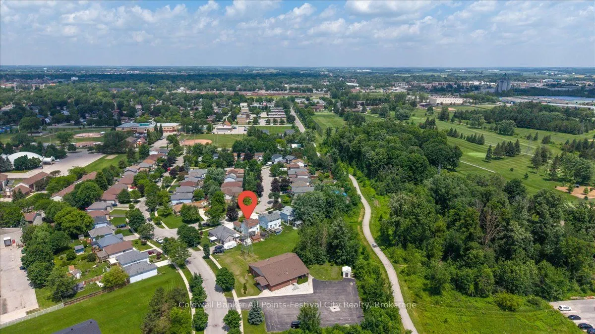 75 Edison Crescent