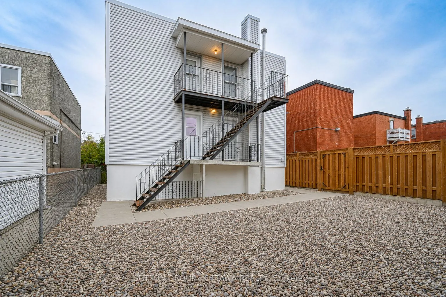 154-156 Dagmar Avenue