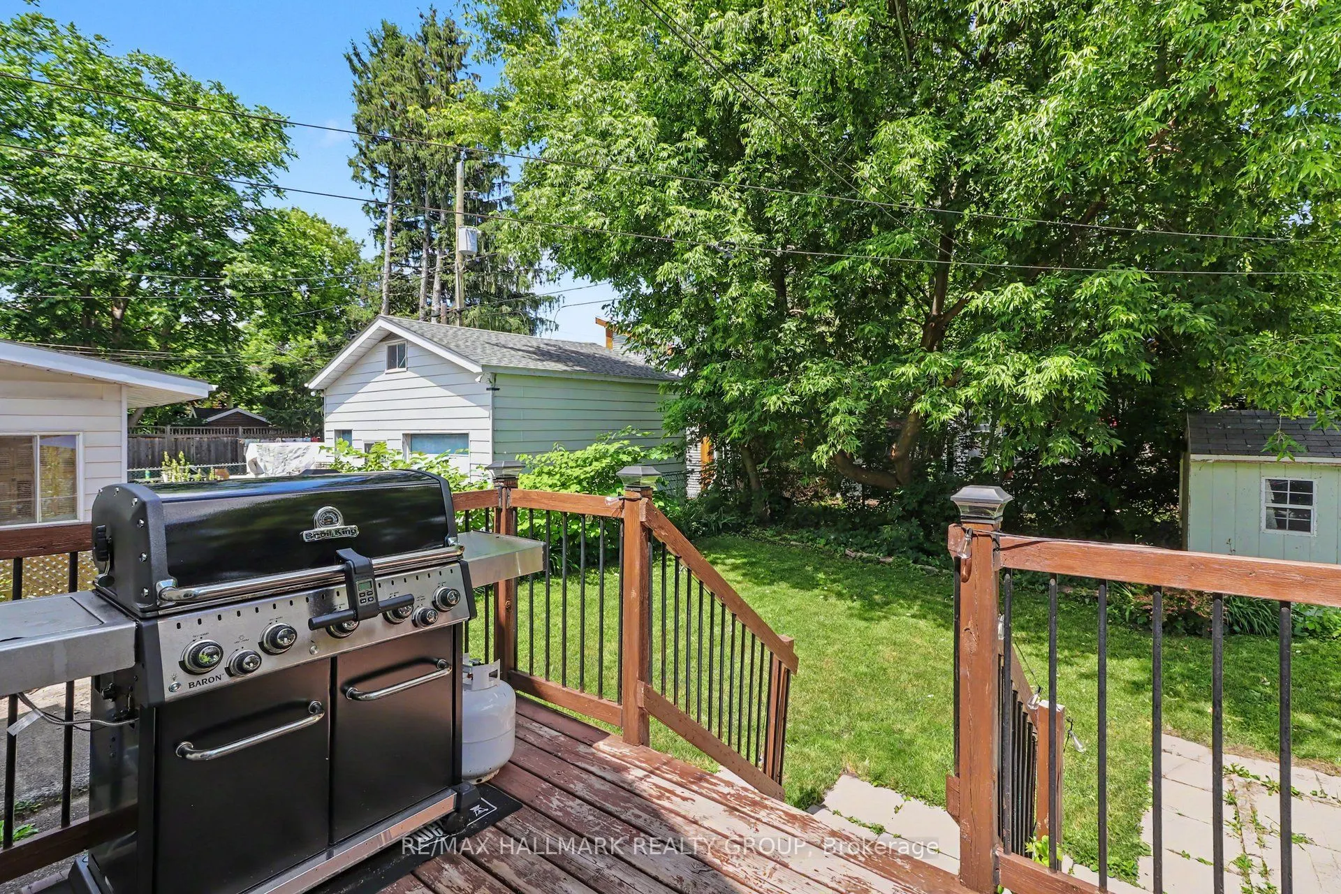 99 Dagmar Avenue