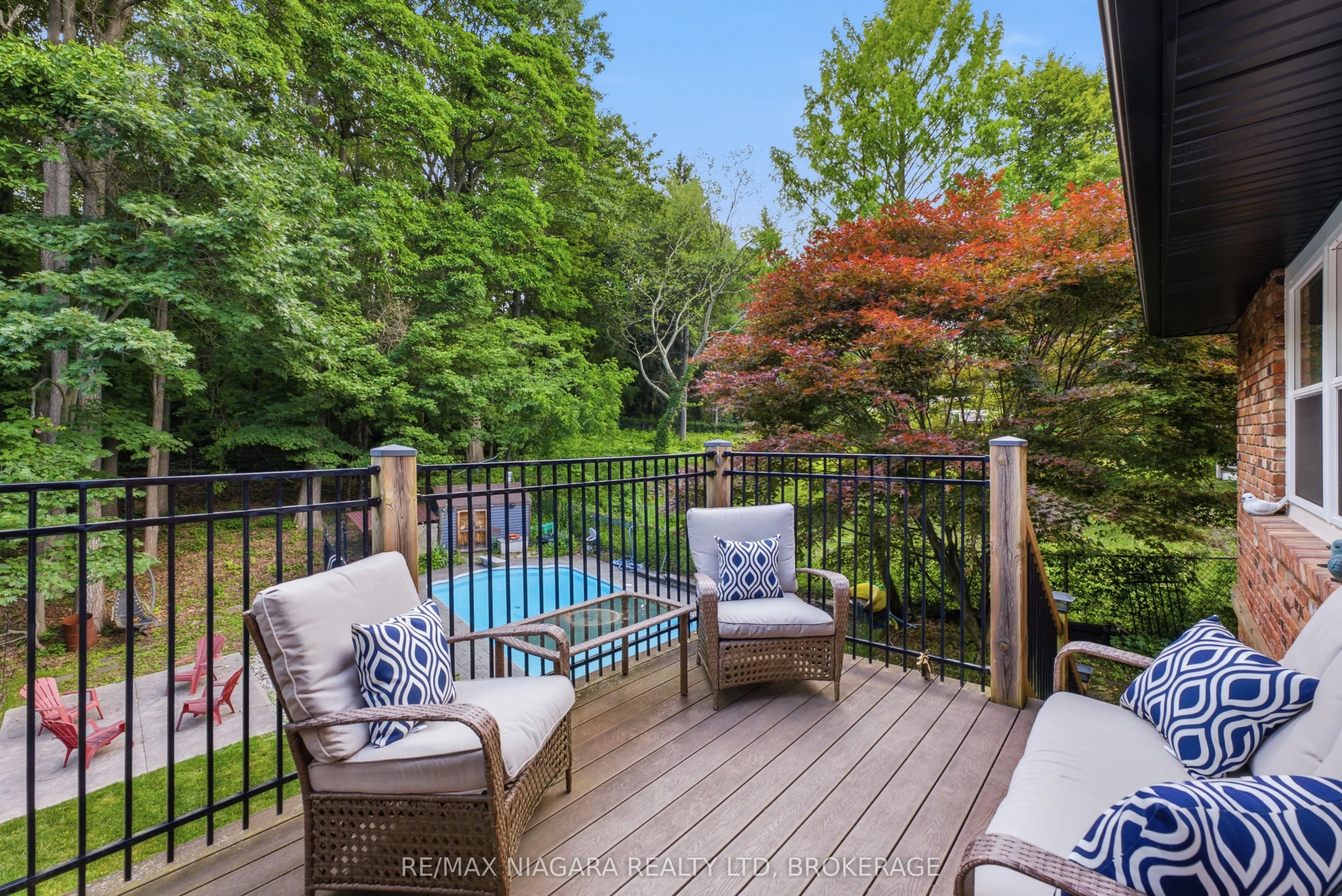 9 Beechnut Court