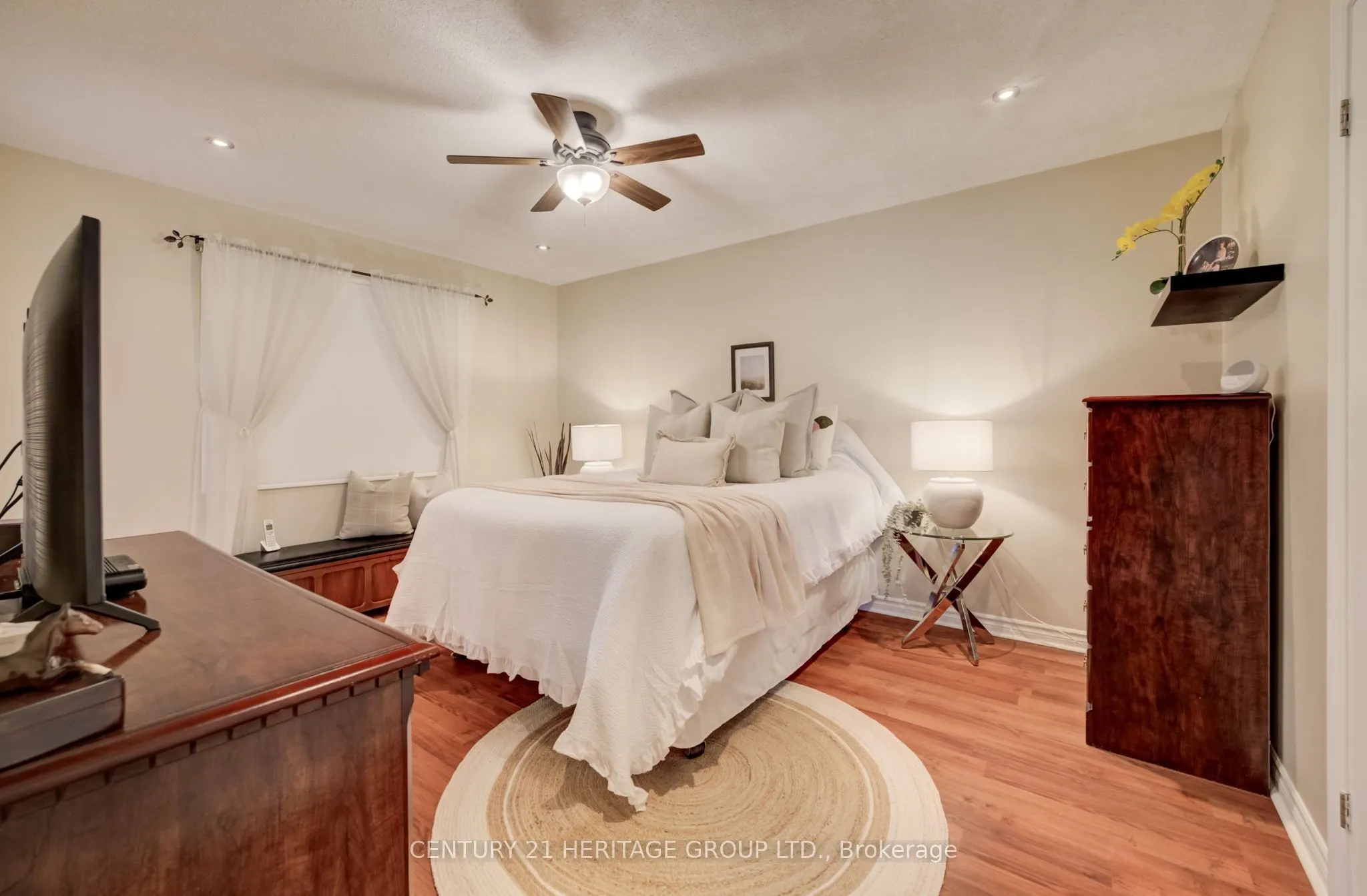 546 Jerseyville Road W