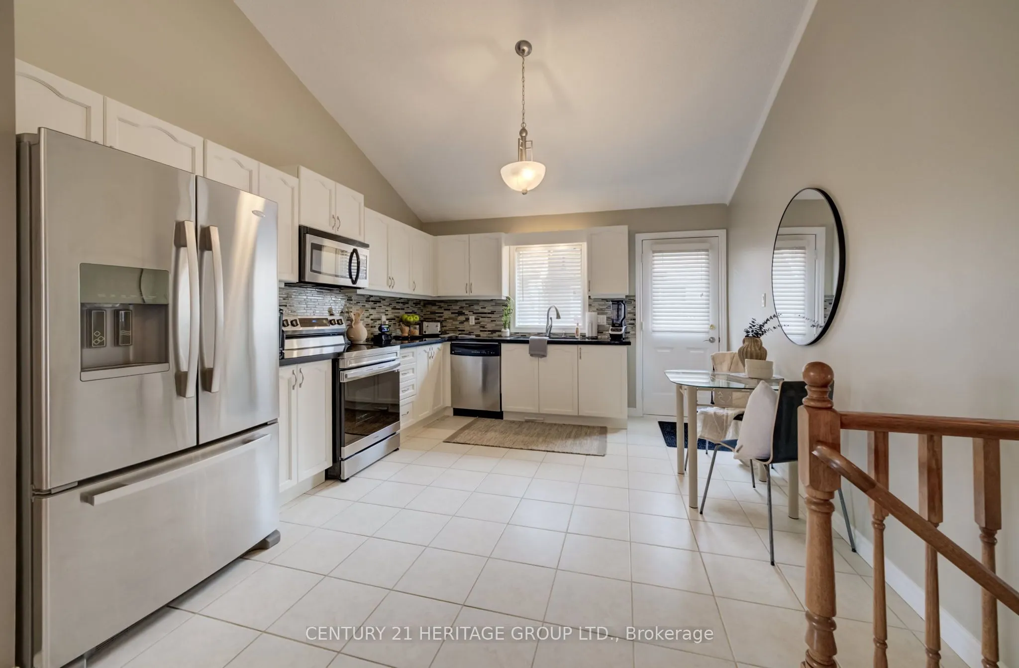 546 Jerseyville Road W