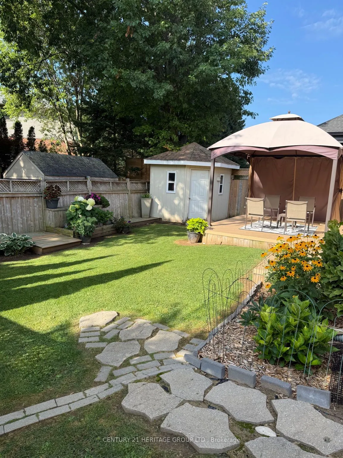 546 Jerseyville Road W