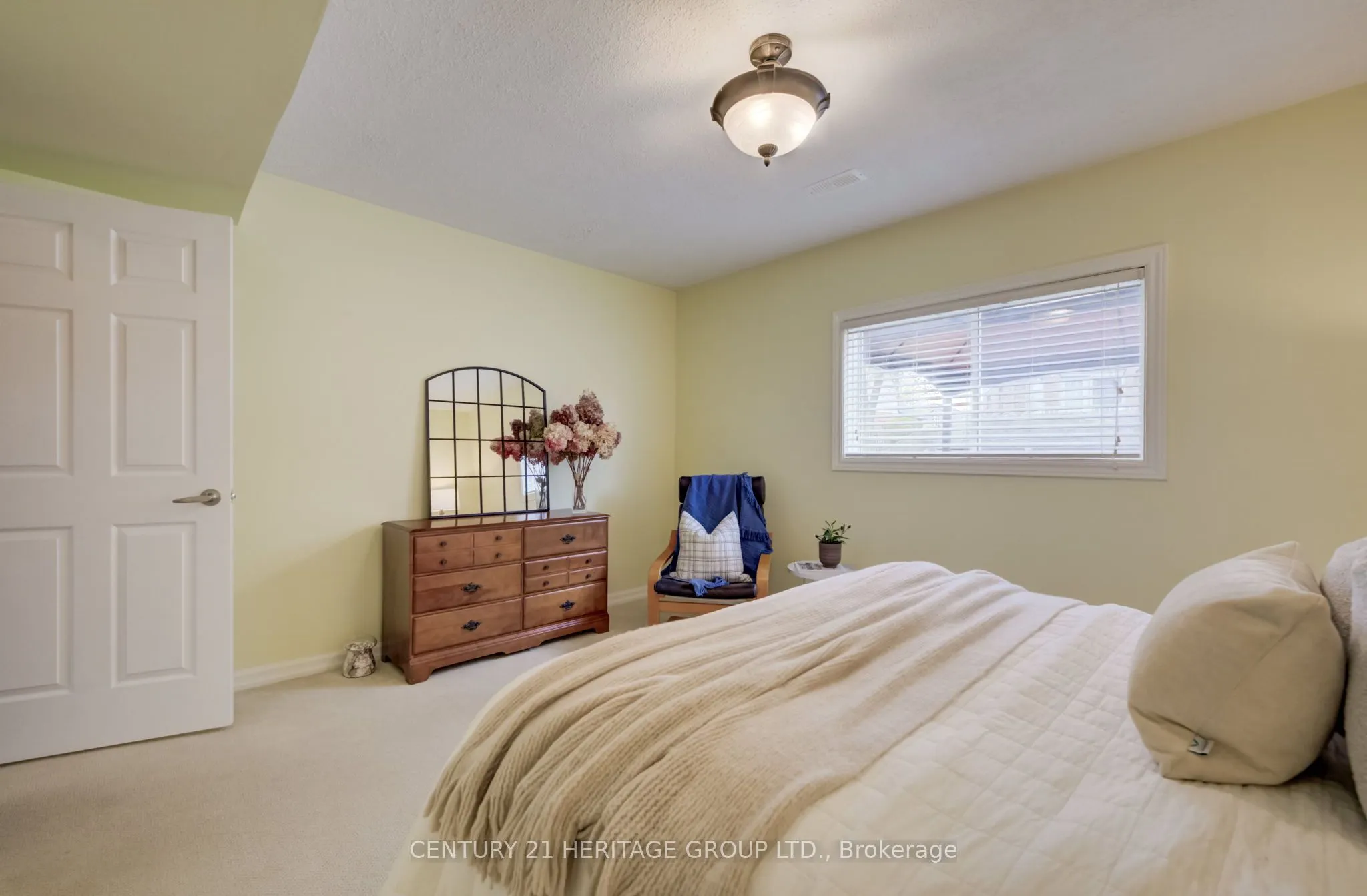 546 Jerseyville Road W