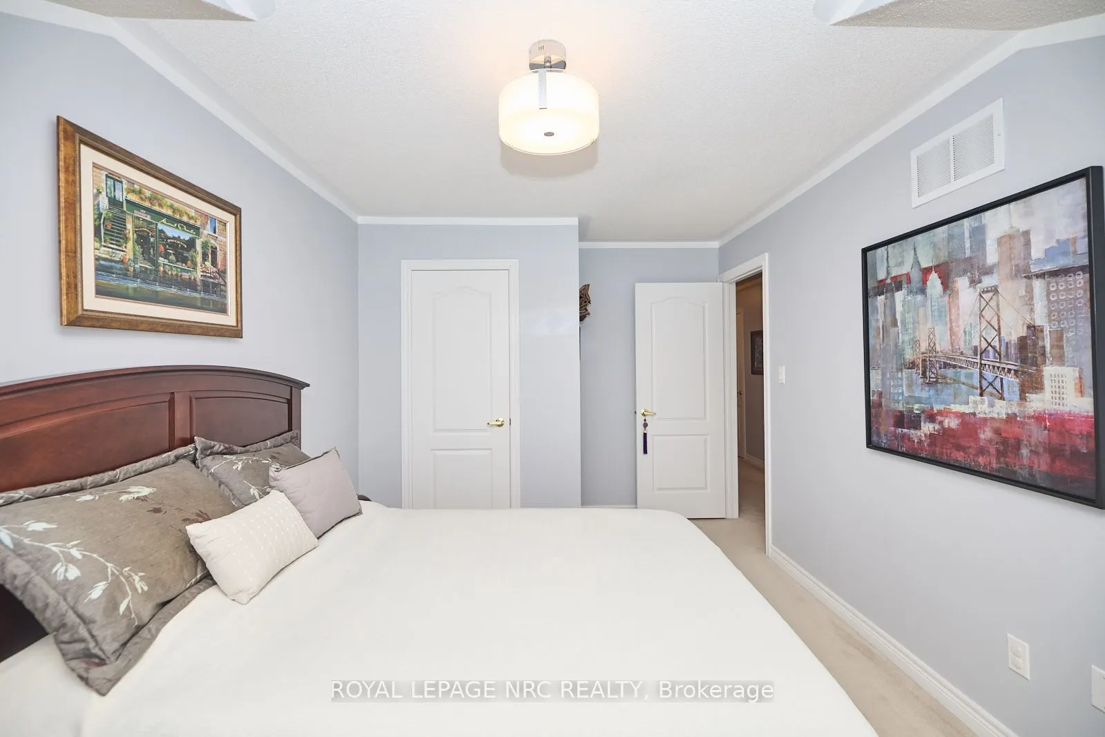 4 Alex Grant Place