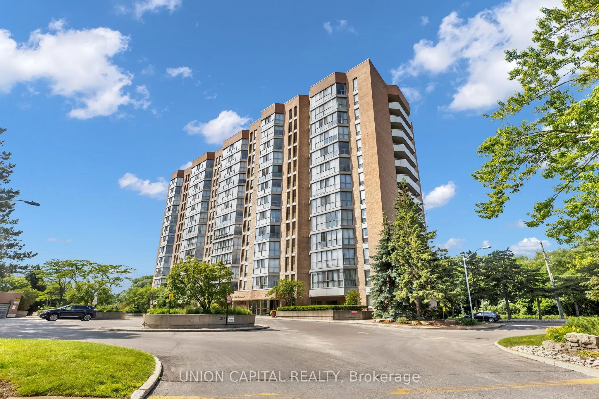 265 Westcourt Place #502