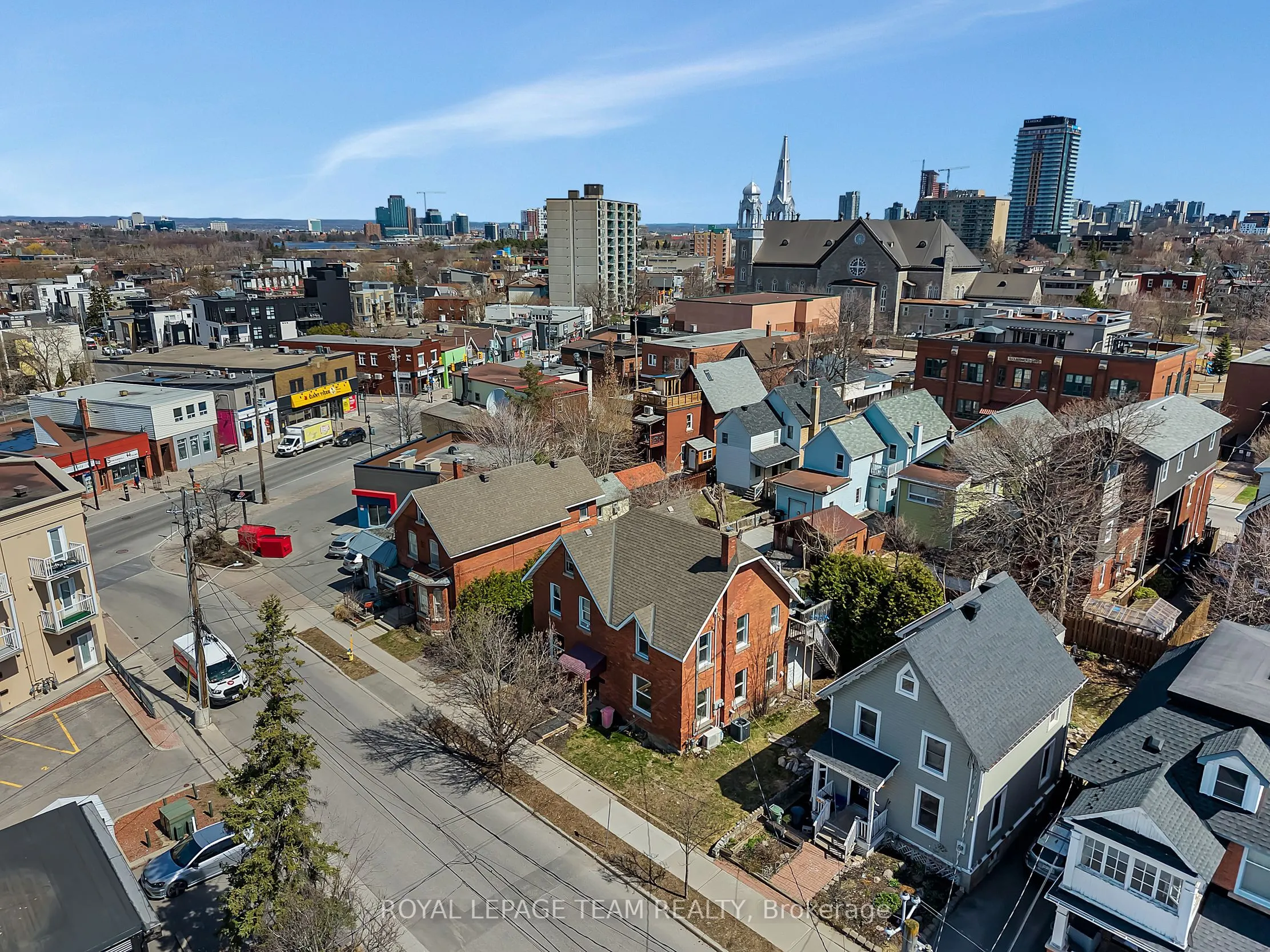 11 Sherbrooke Avenue