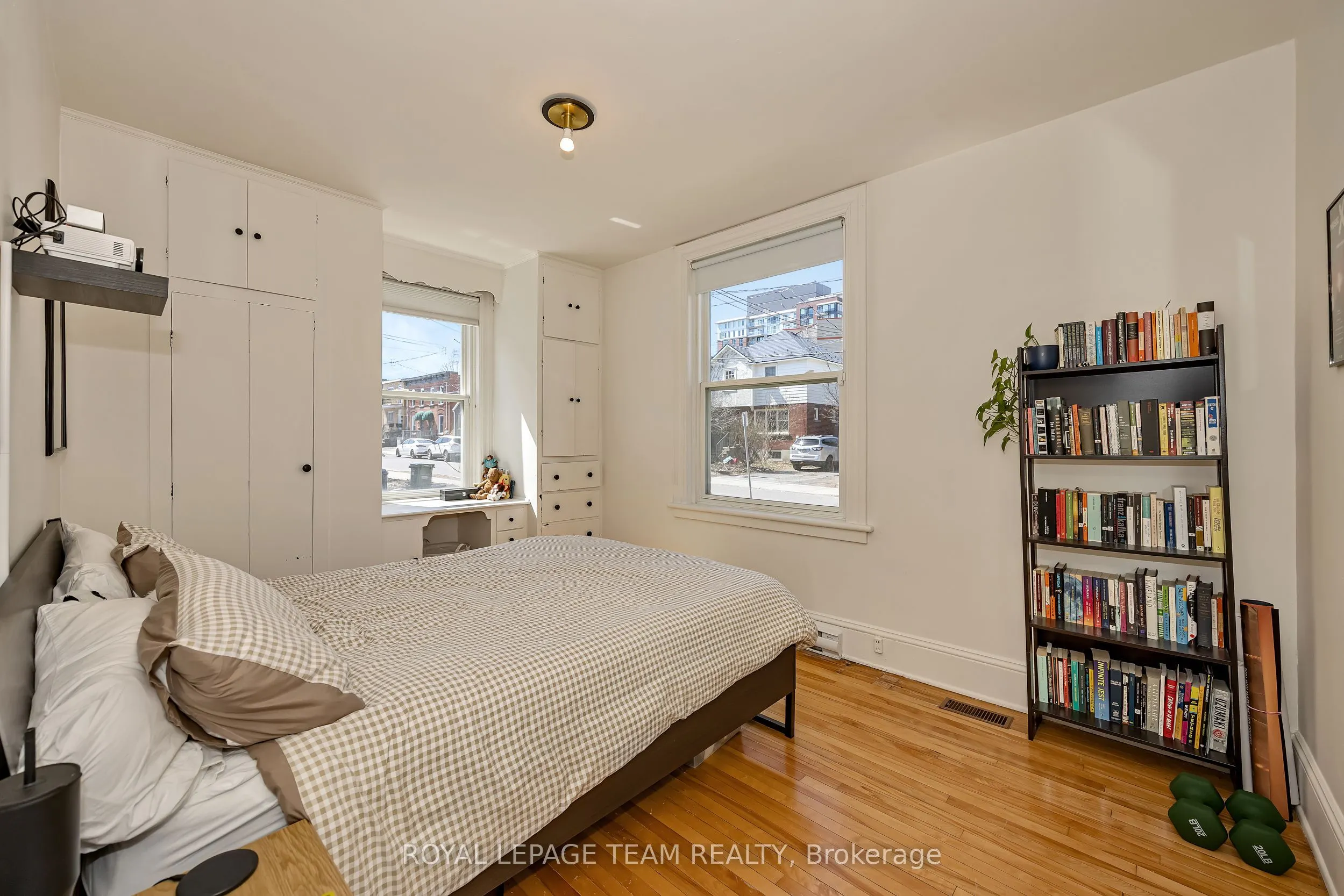 11 Sherbrooke Avenue