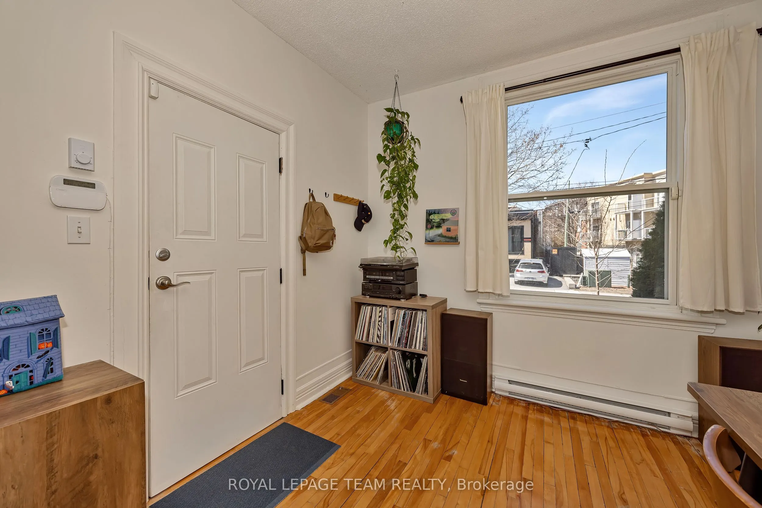 11 Sherbrooke Avenue