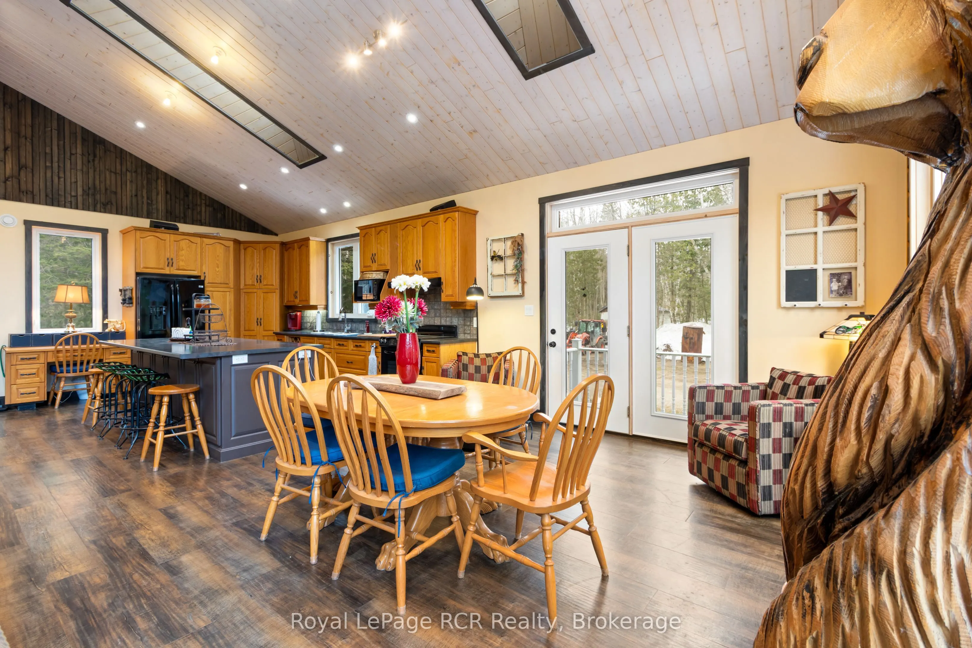 19 Redgate Road E