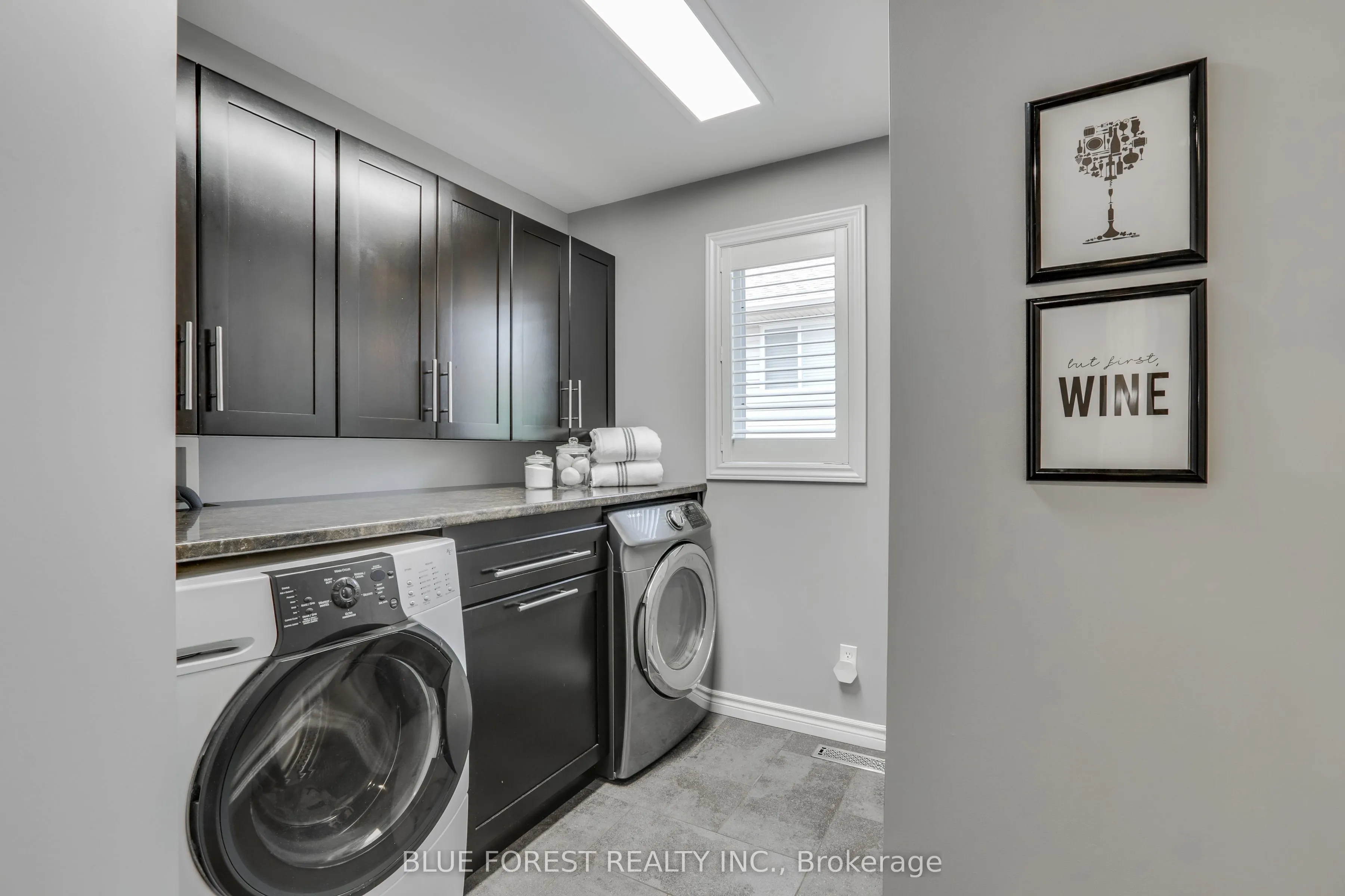 175 Forest Grove Crescent