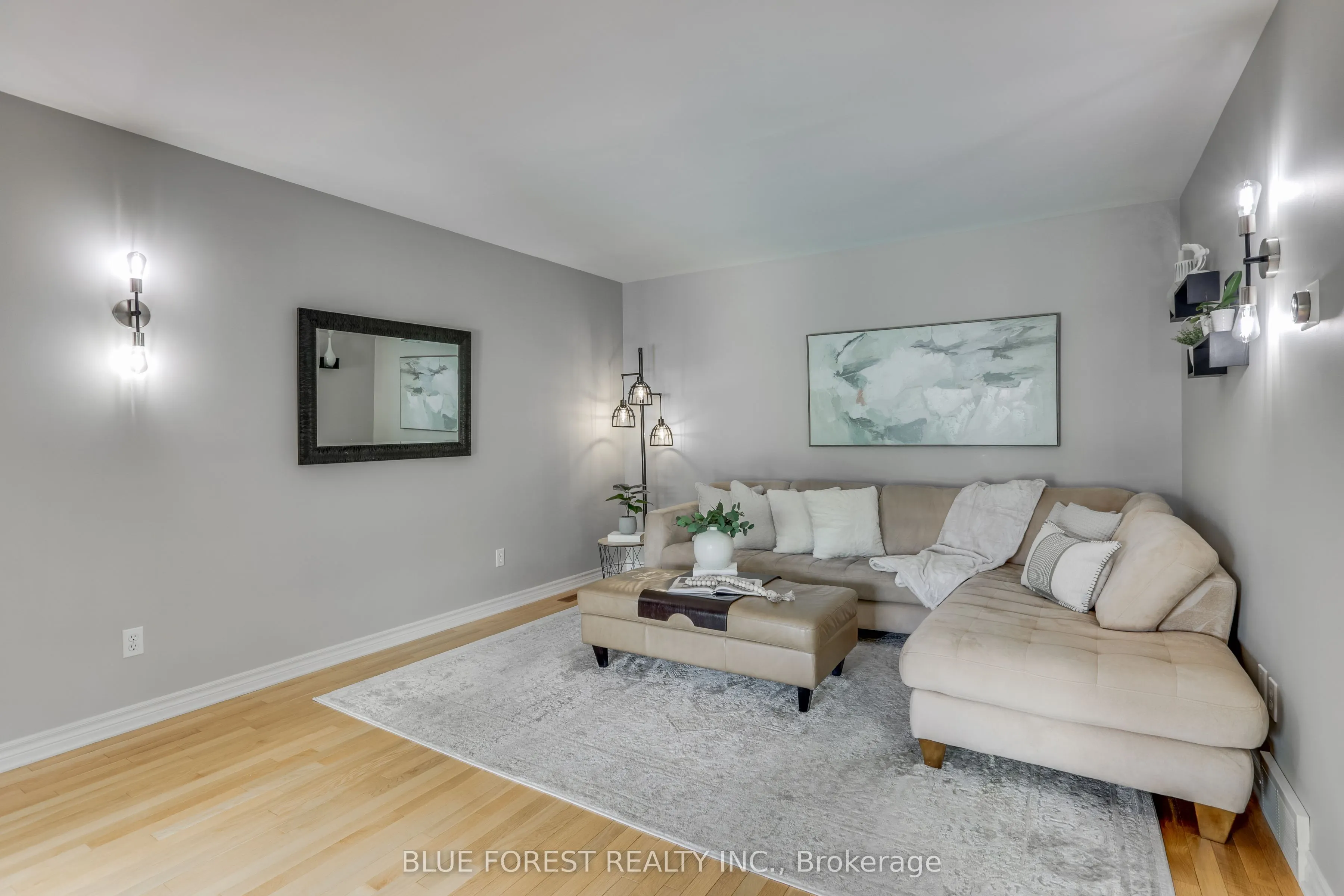 175 Forest Grove Crescent