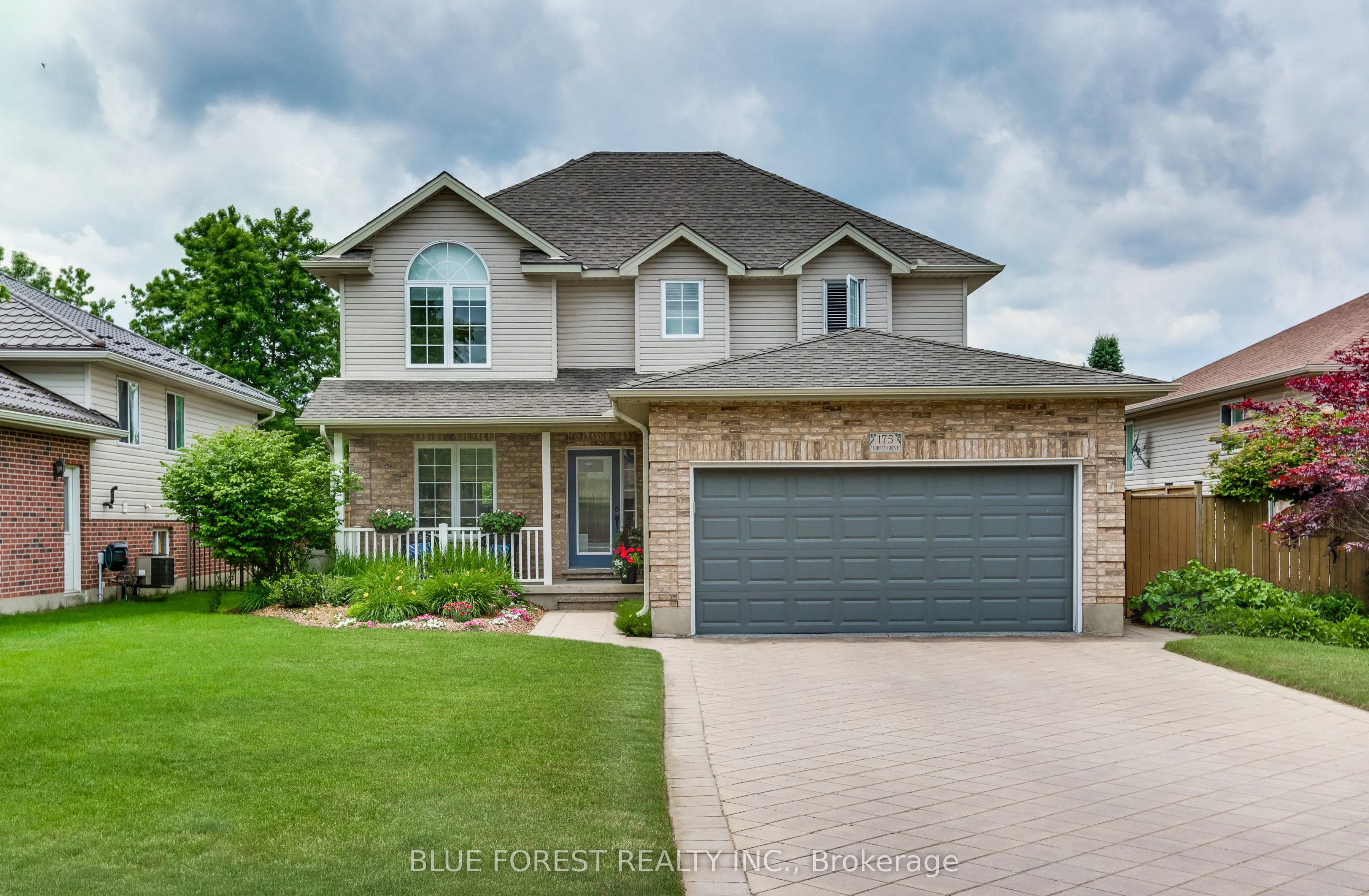 175 Forest Grove Crescent