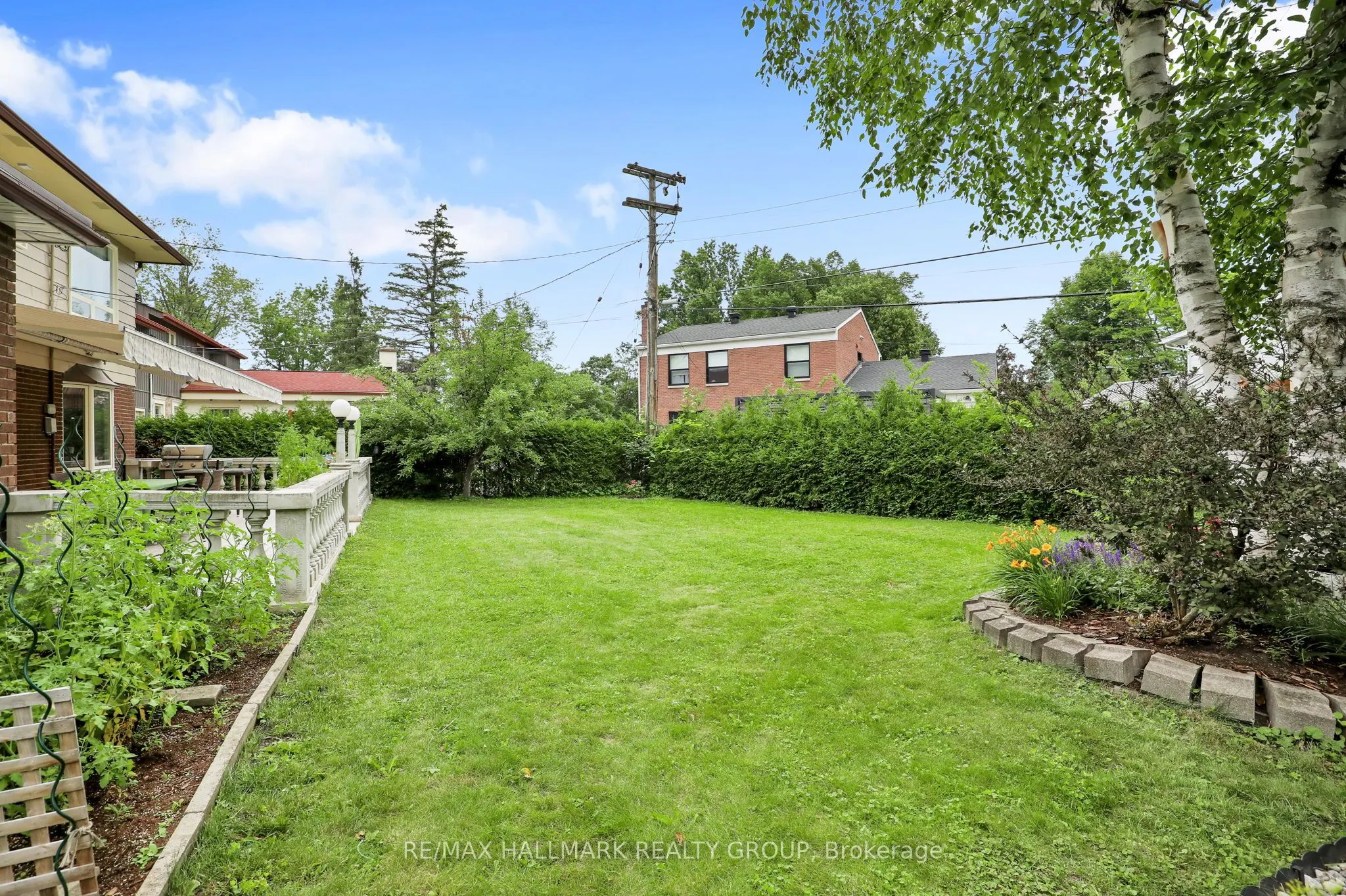 1712 Playfair Drive