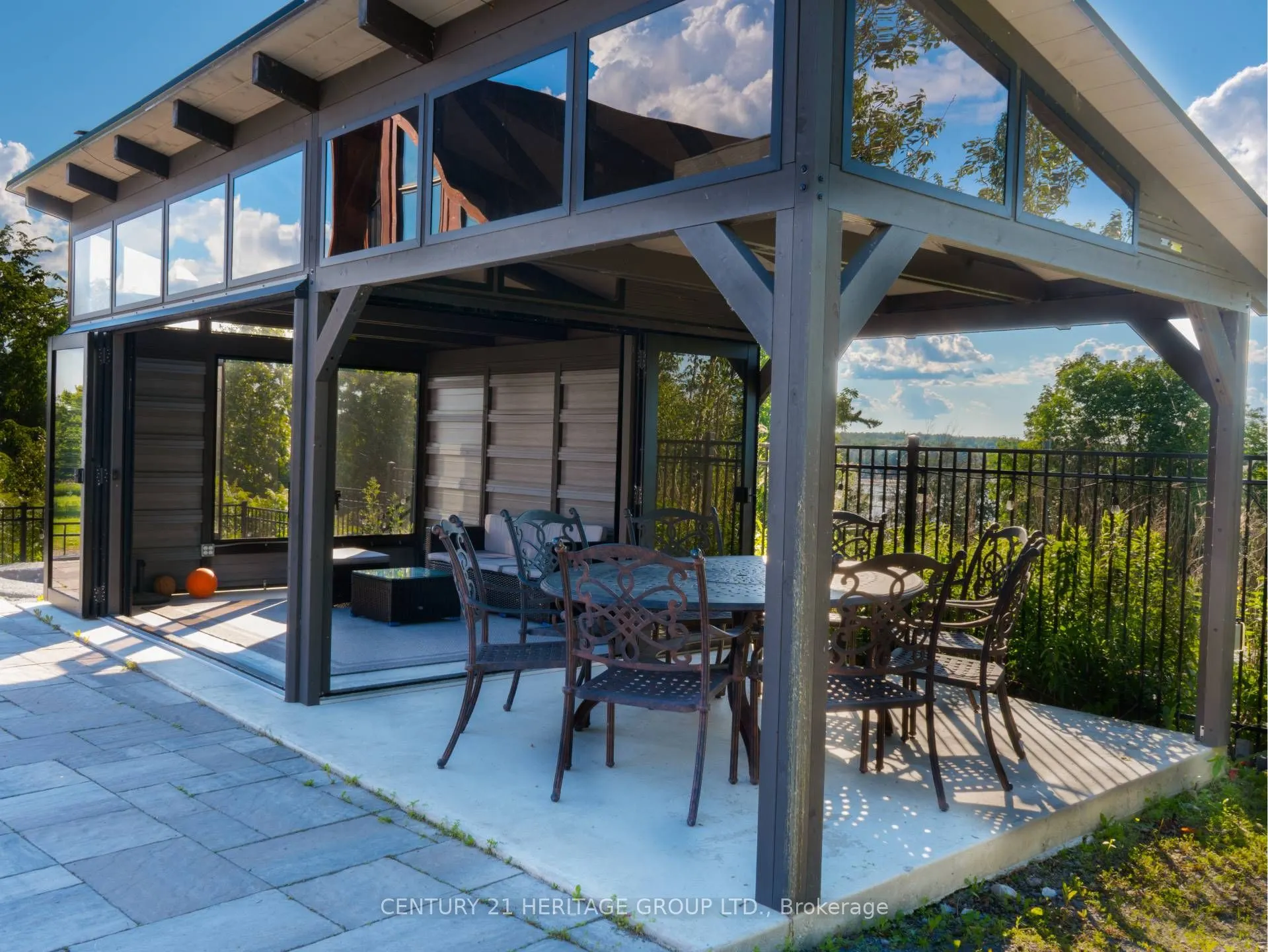 1257 Portage Road