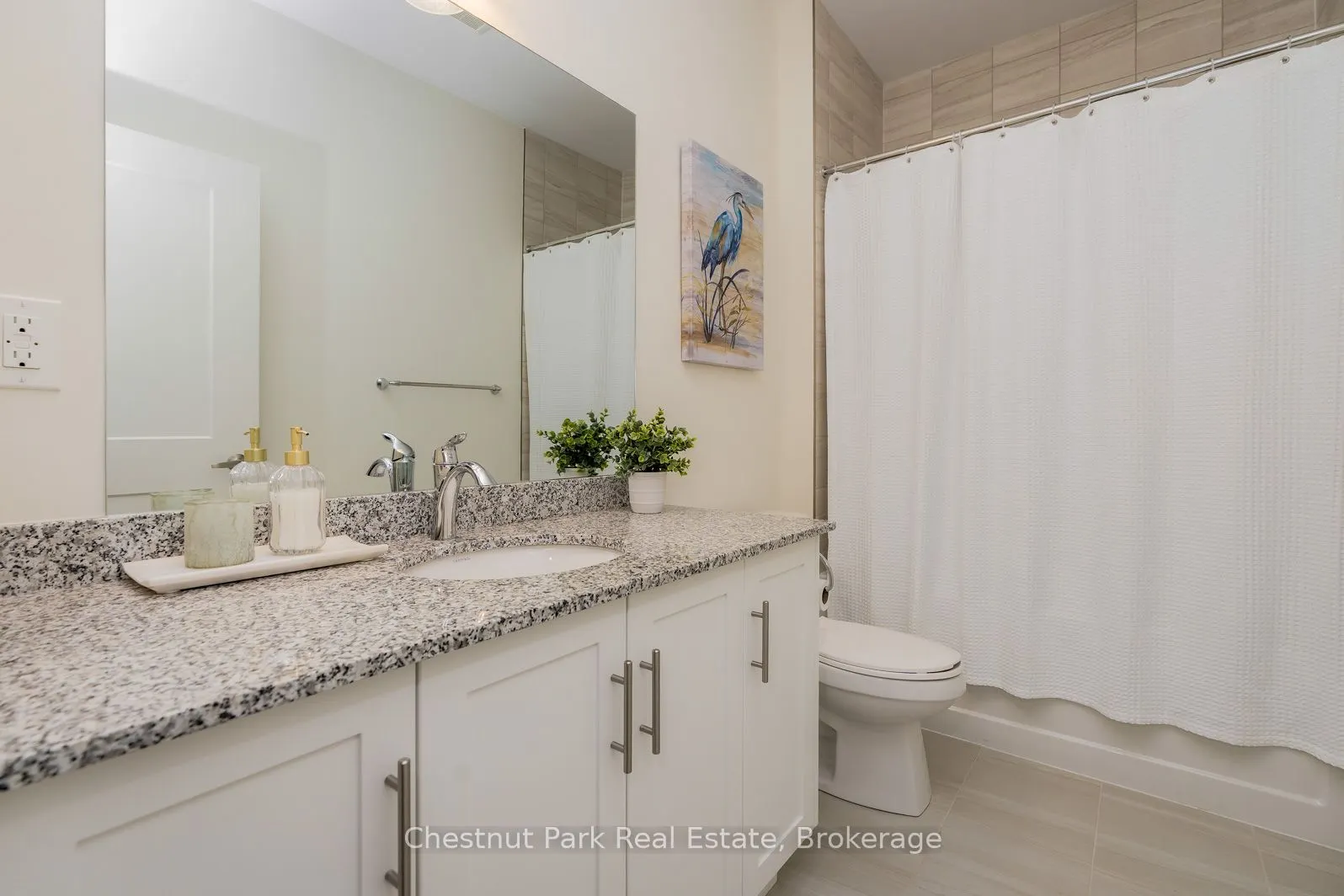 161 Hawthorn Crescent #33