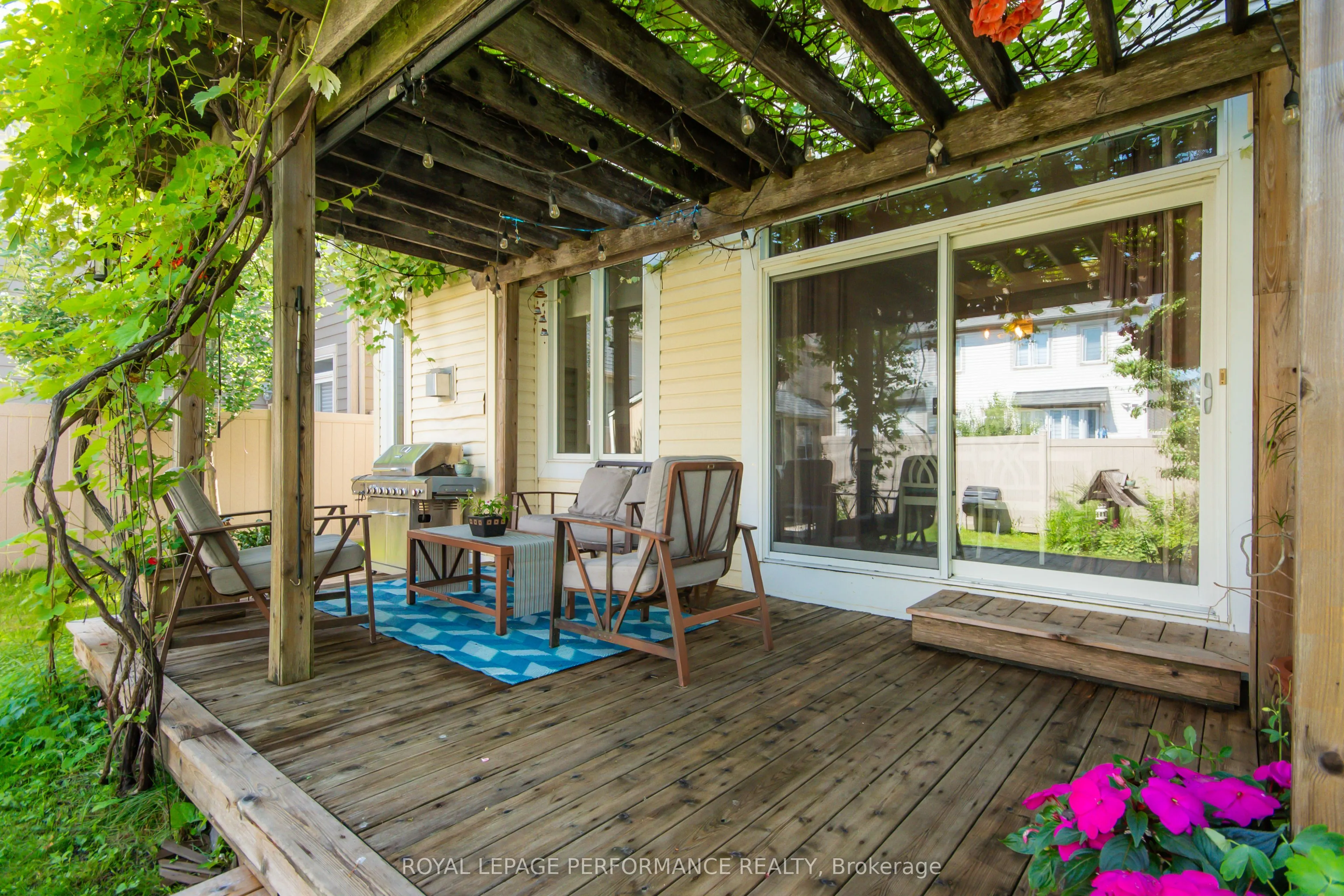 2744 Grand Vista Circle