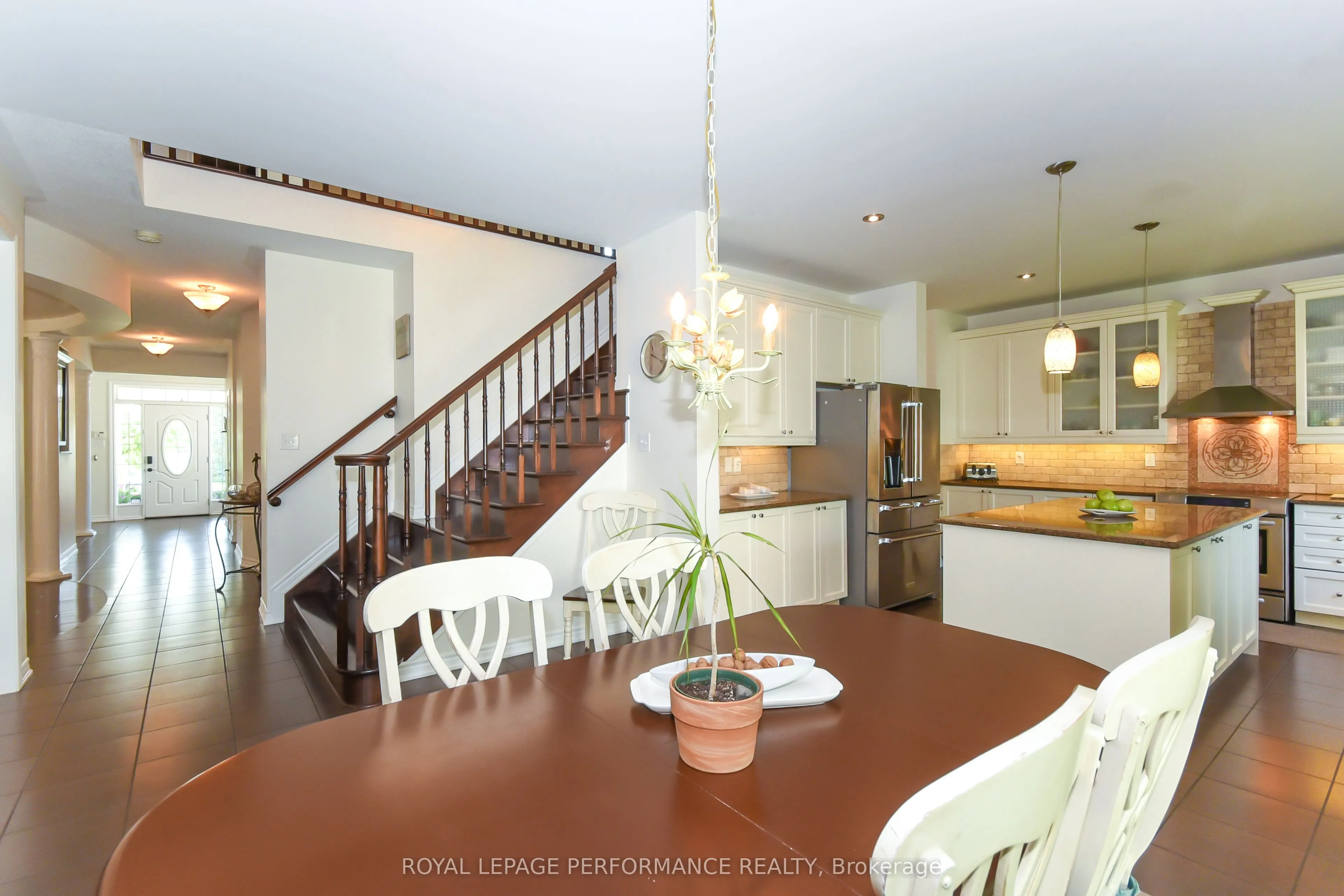2744 Grand Vista Circle