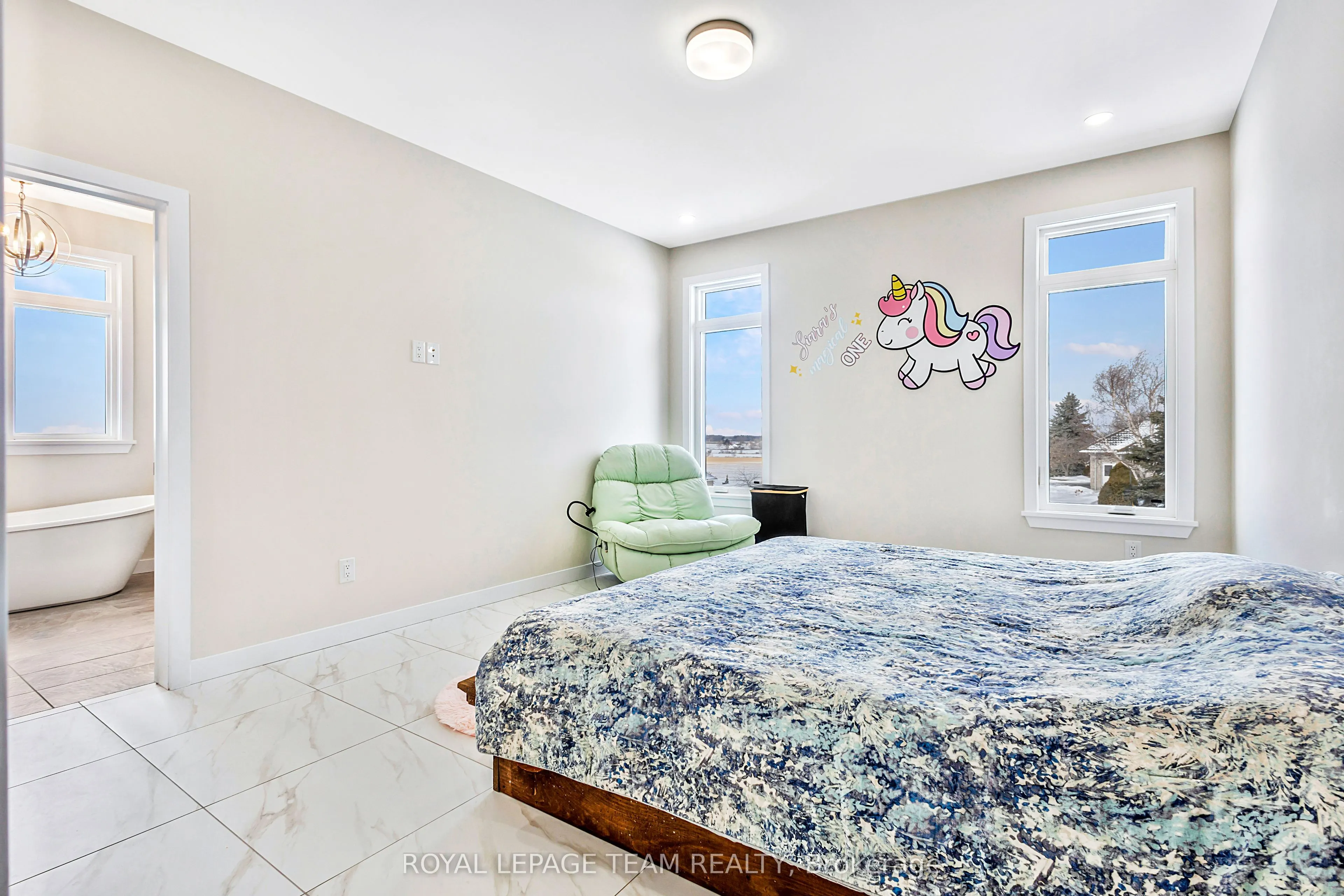 224 Trudeau Crescent