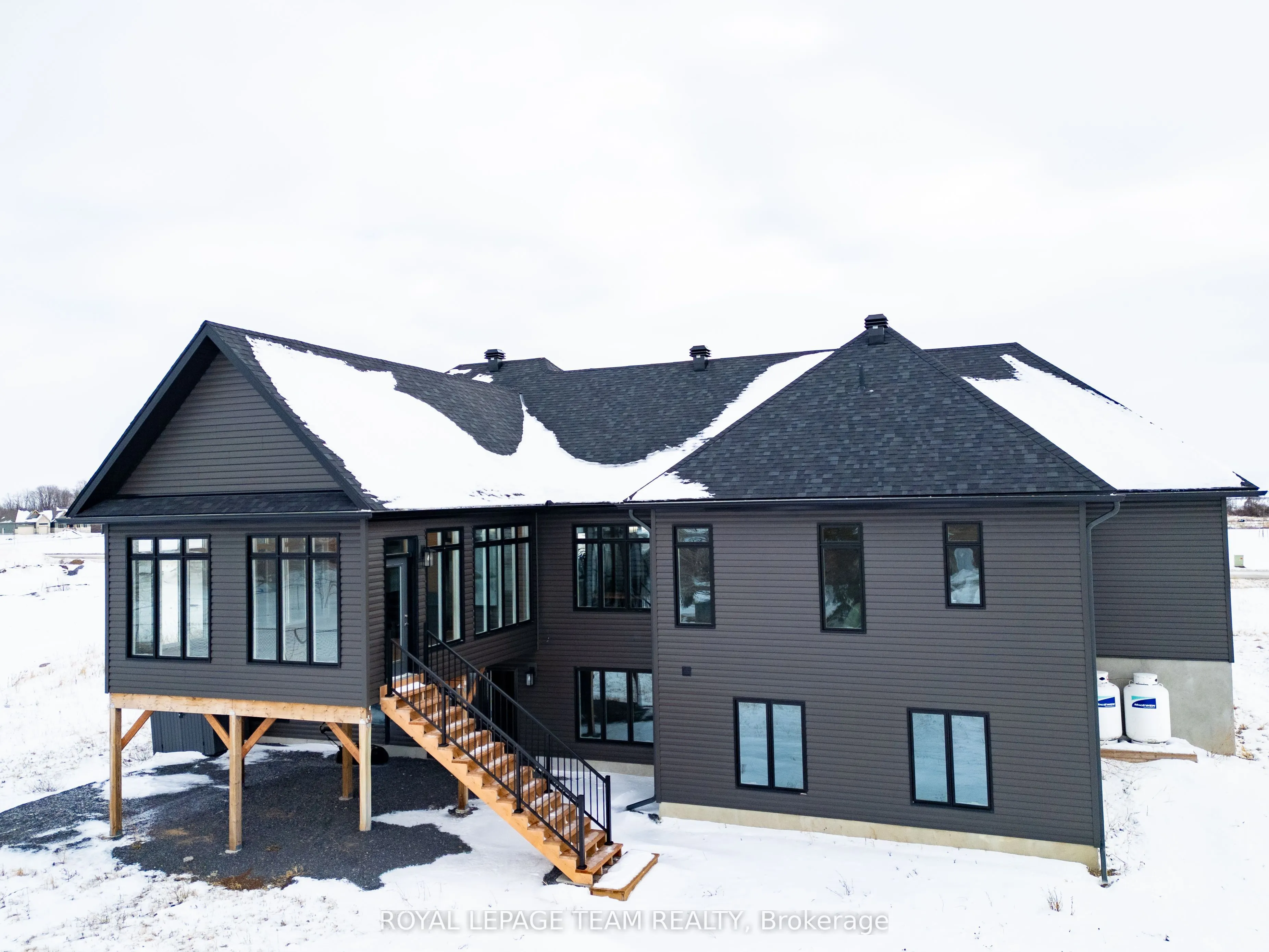 224 Trudeau Crescent