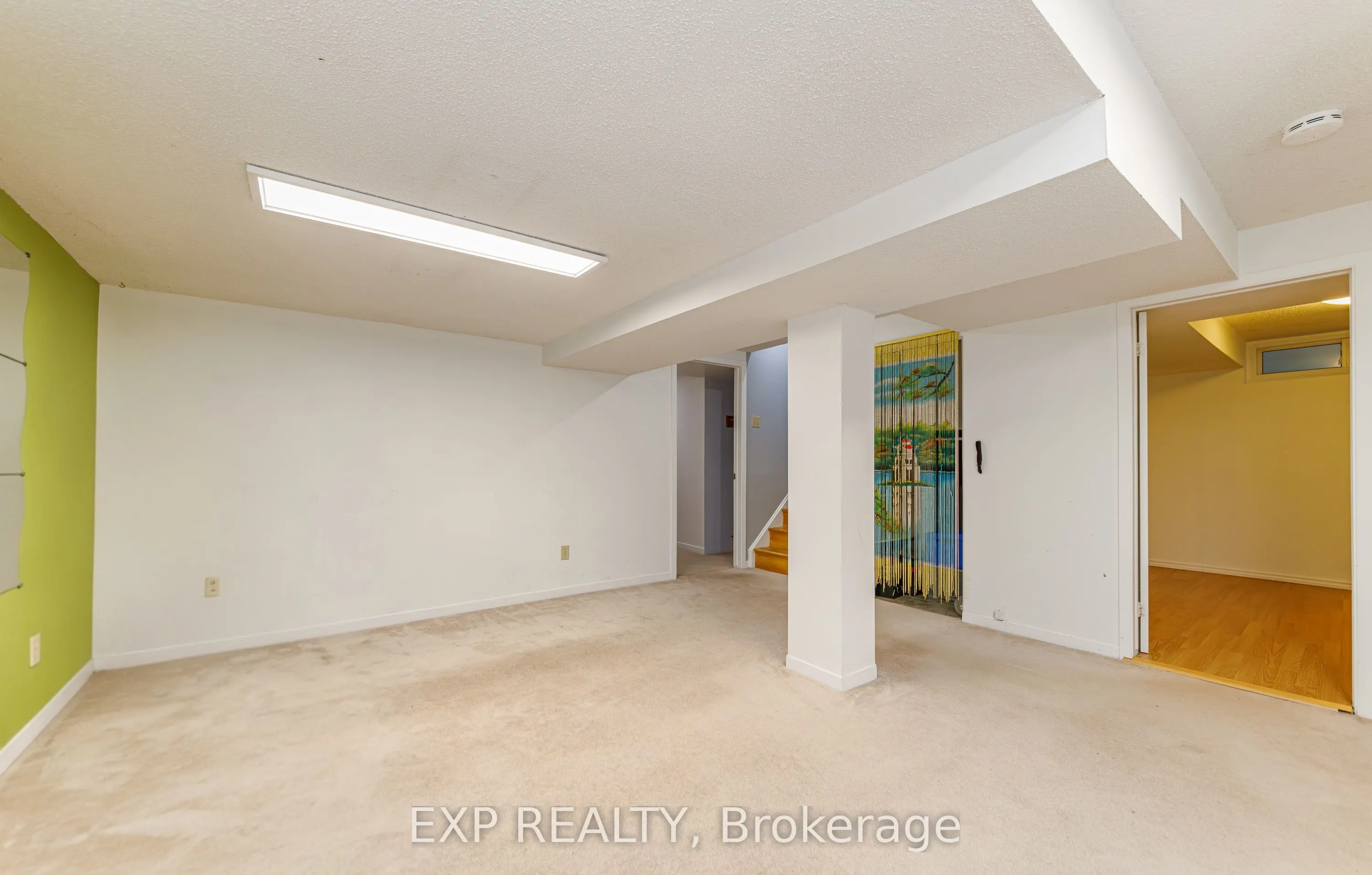 1237 Cedarcroft Crescent