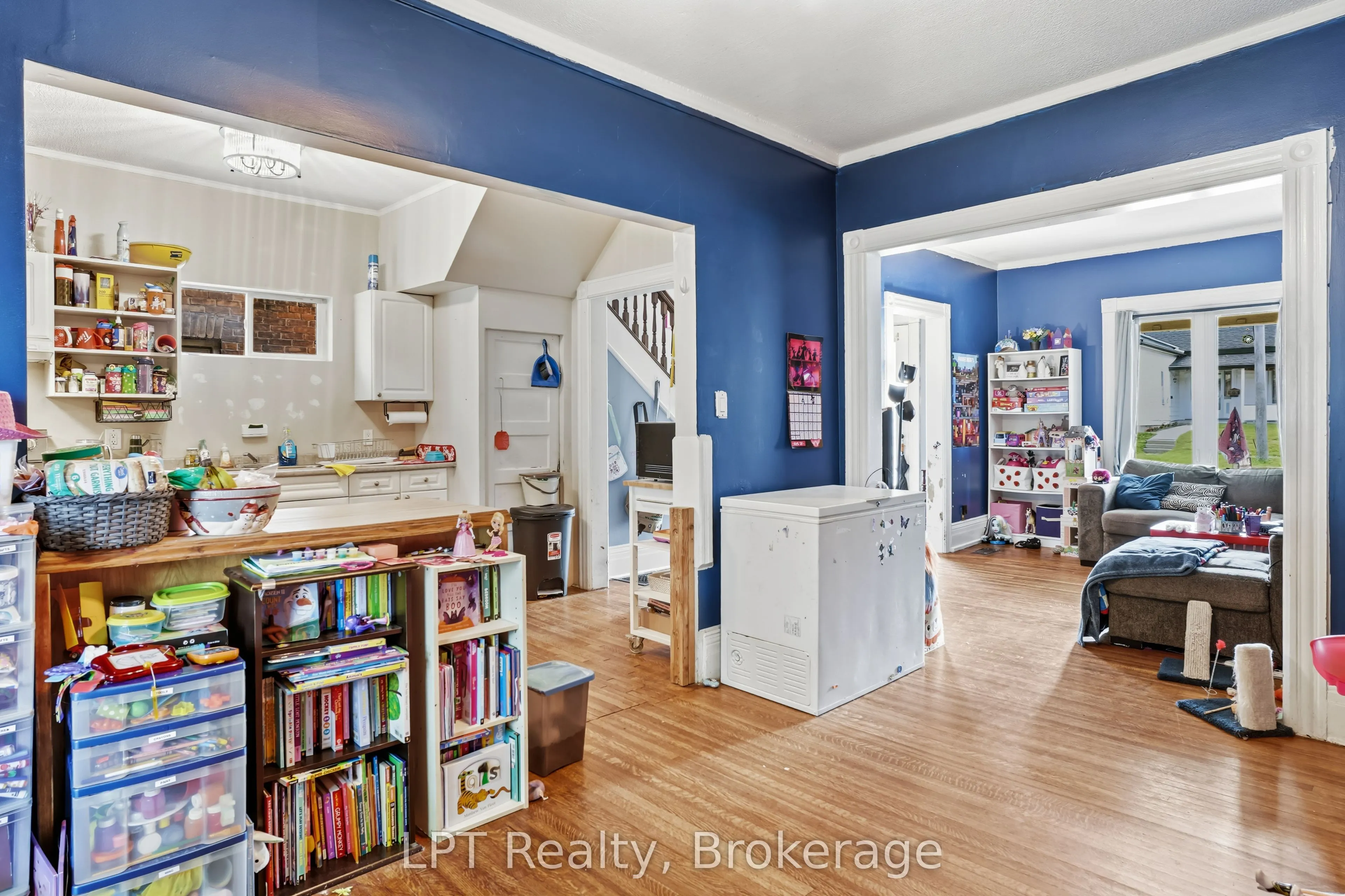 1318 3rd Avenue E