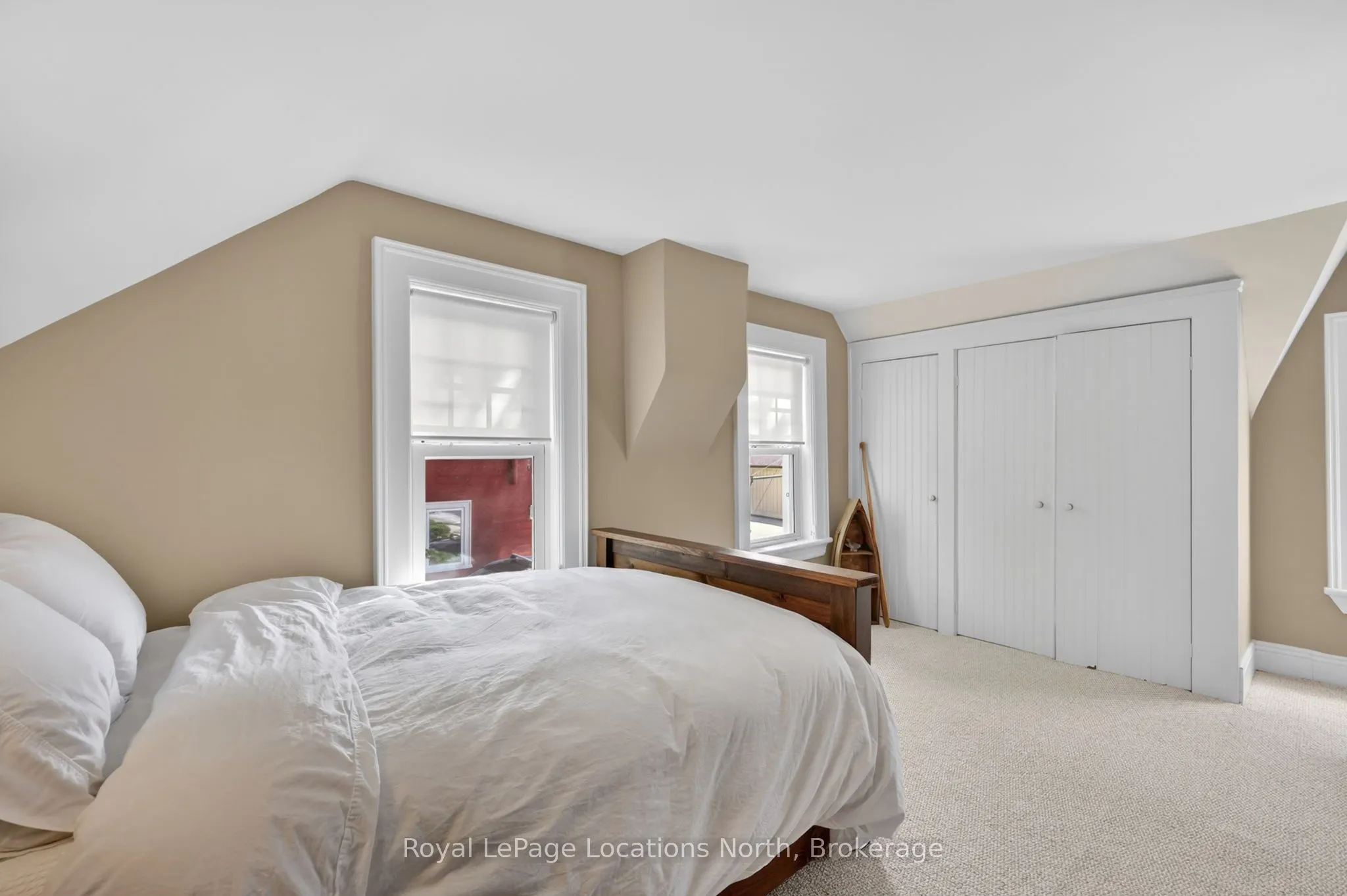 21 Bruce Street N