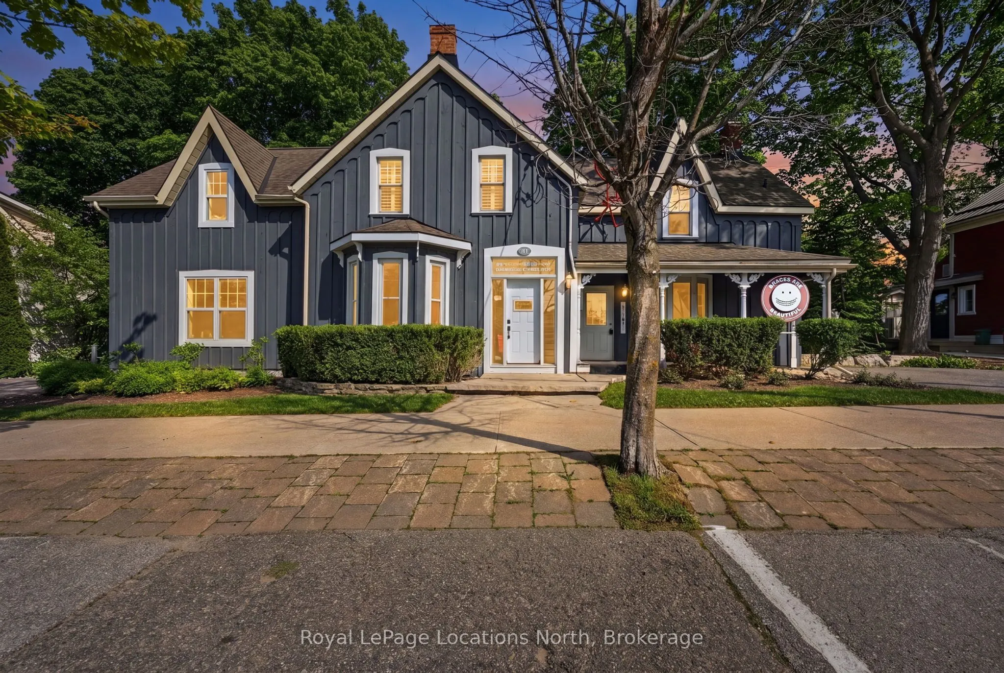 21 Bruce Street N