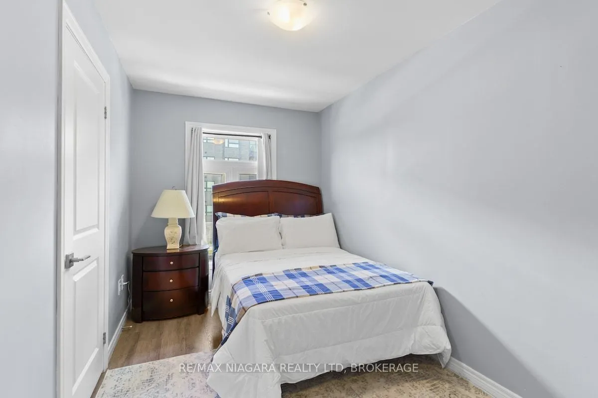 153 Summersides Boulevard