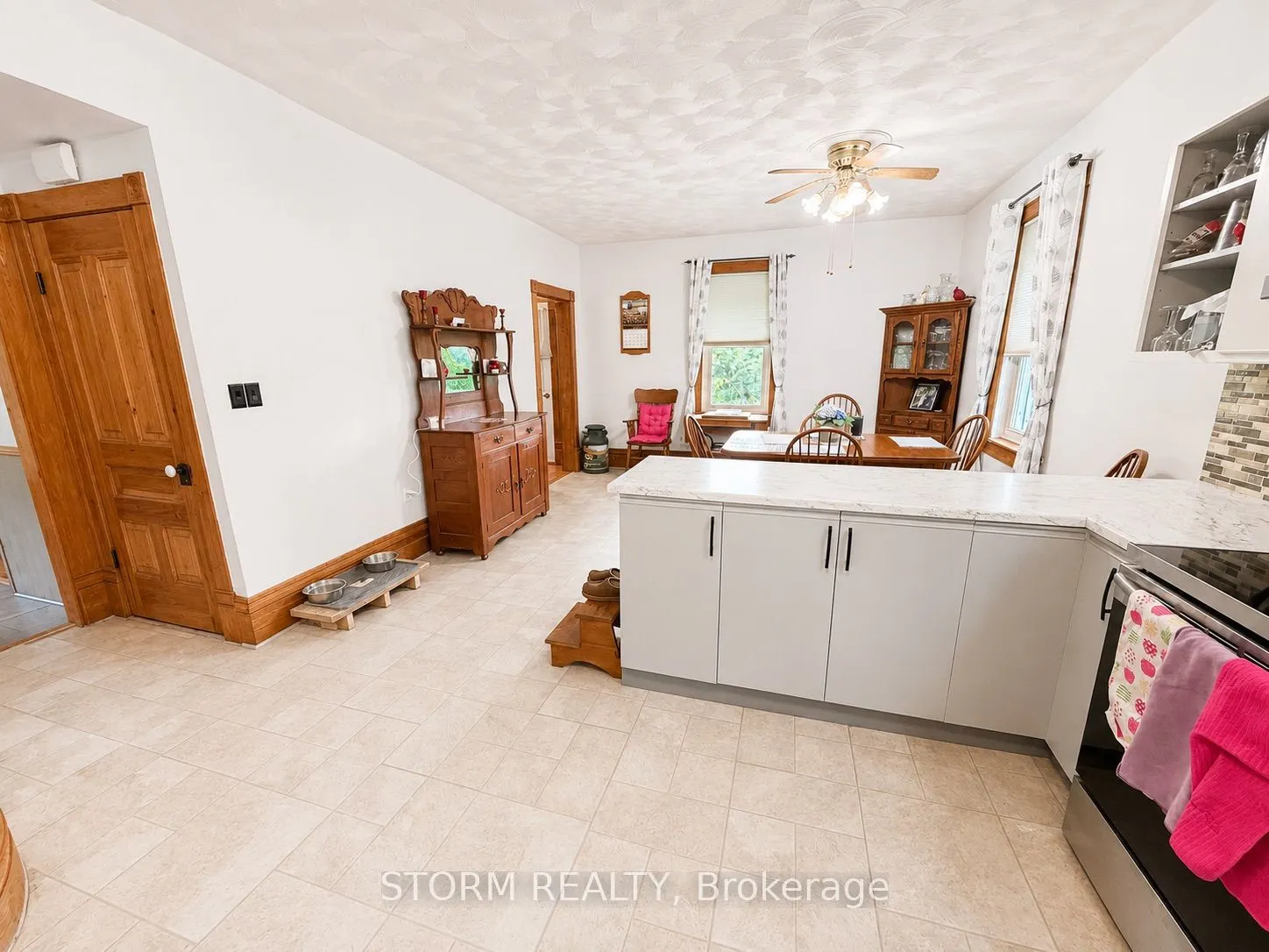15477 Raymond Road