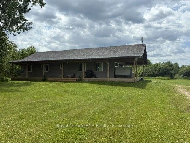 382162 Concession 17 Road E