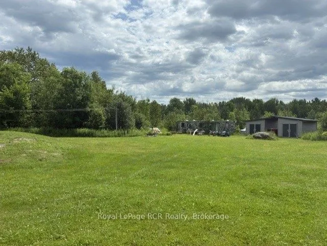 382162 Concession 17 Road E